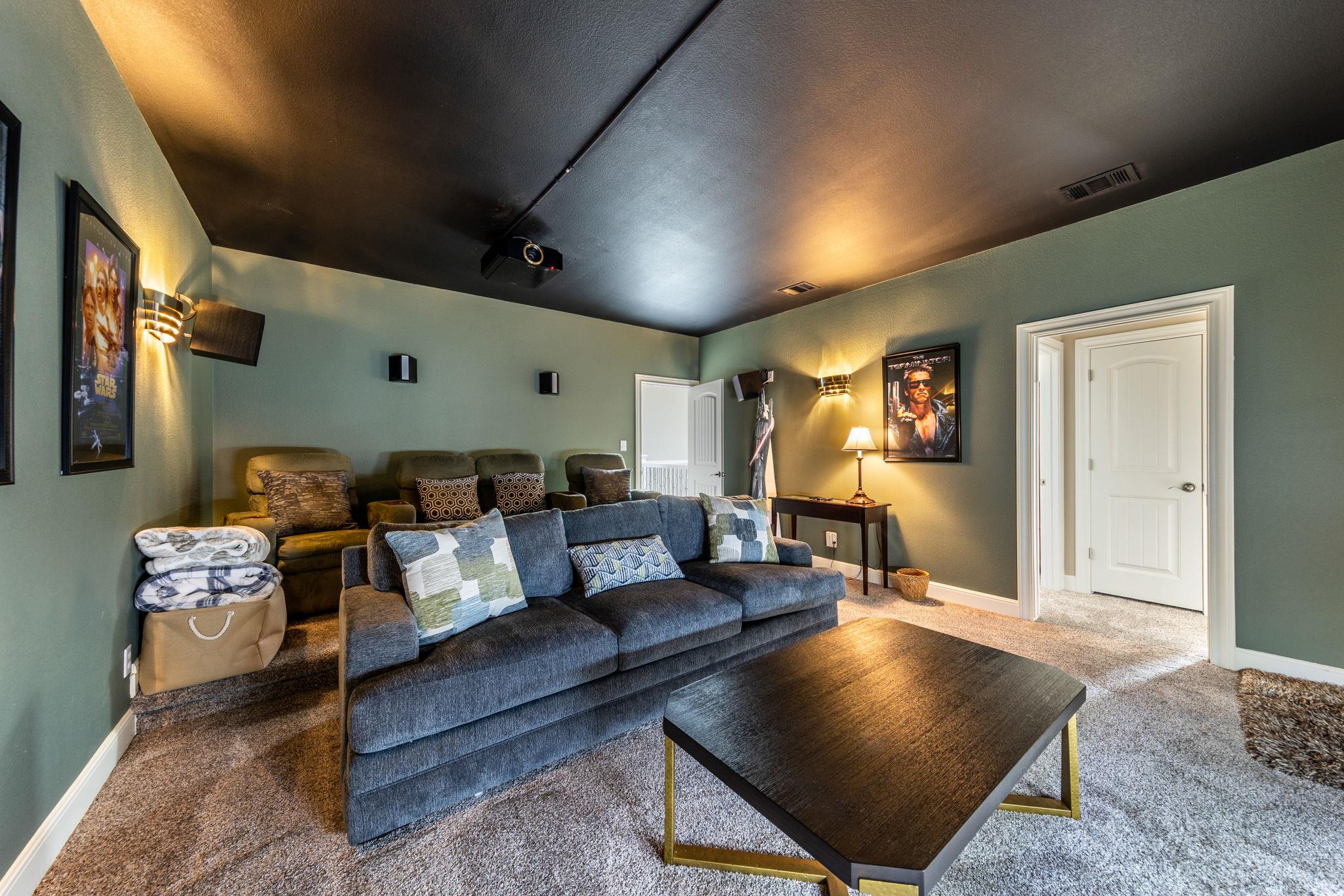 25300 Pedernales Point Dr, Spicewood, TX 78669