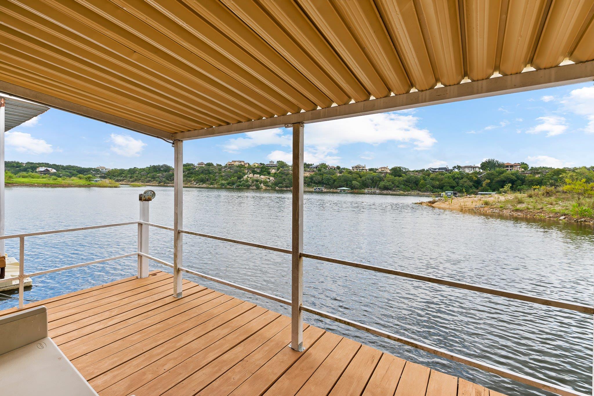 25300 Pedernales Point Dr, Spicewood, TX 78669