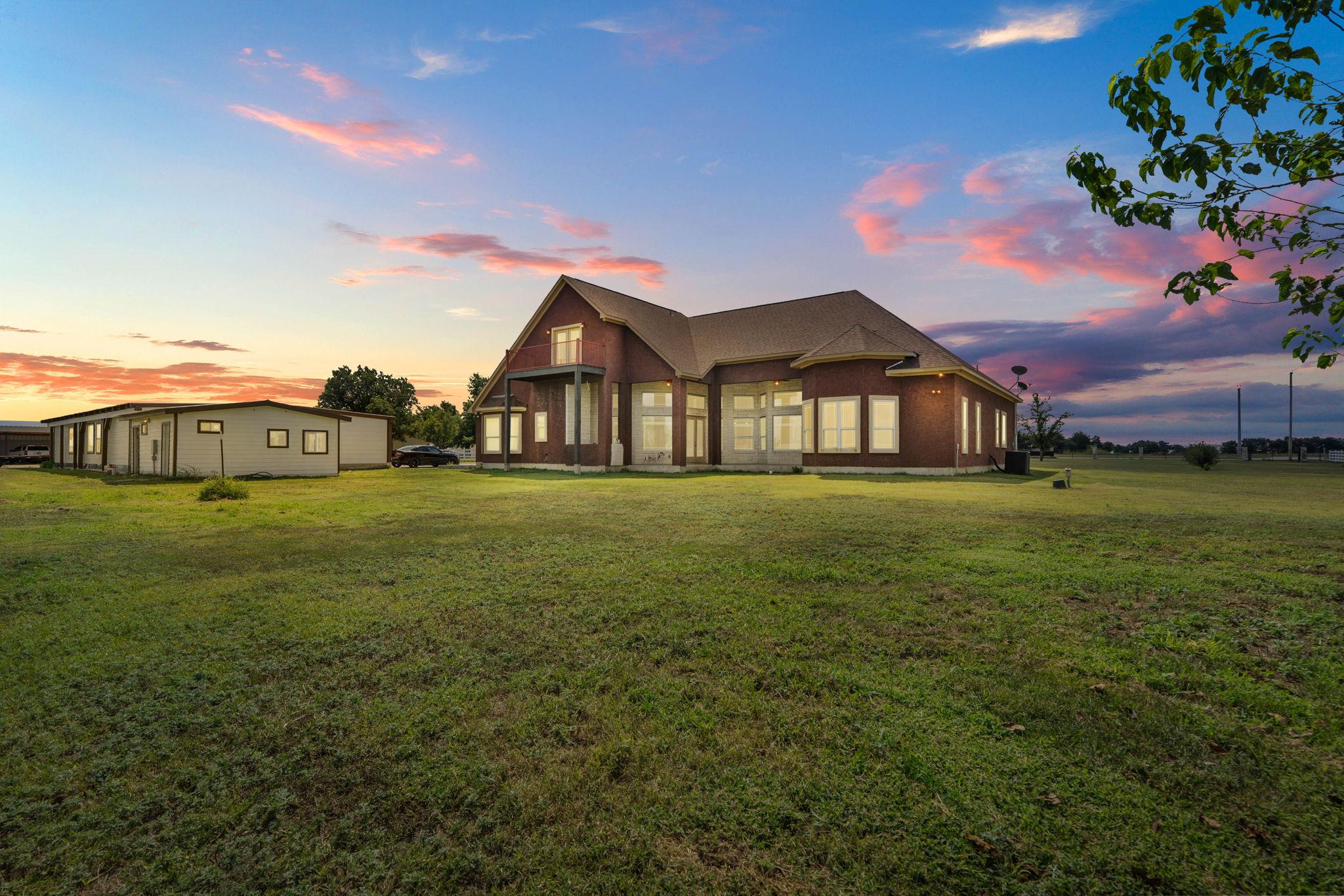 1050 Fm 619 Rd, Taylor, TX 76574