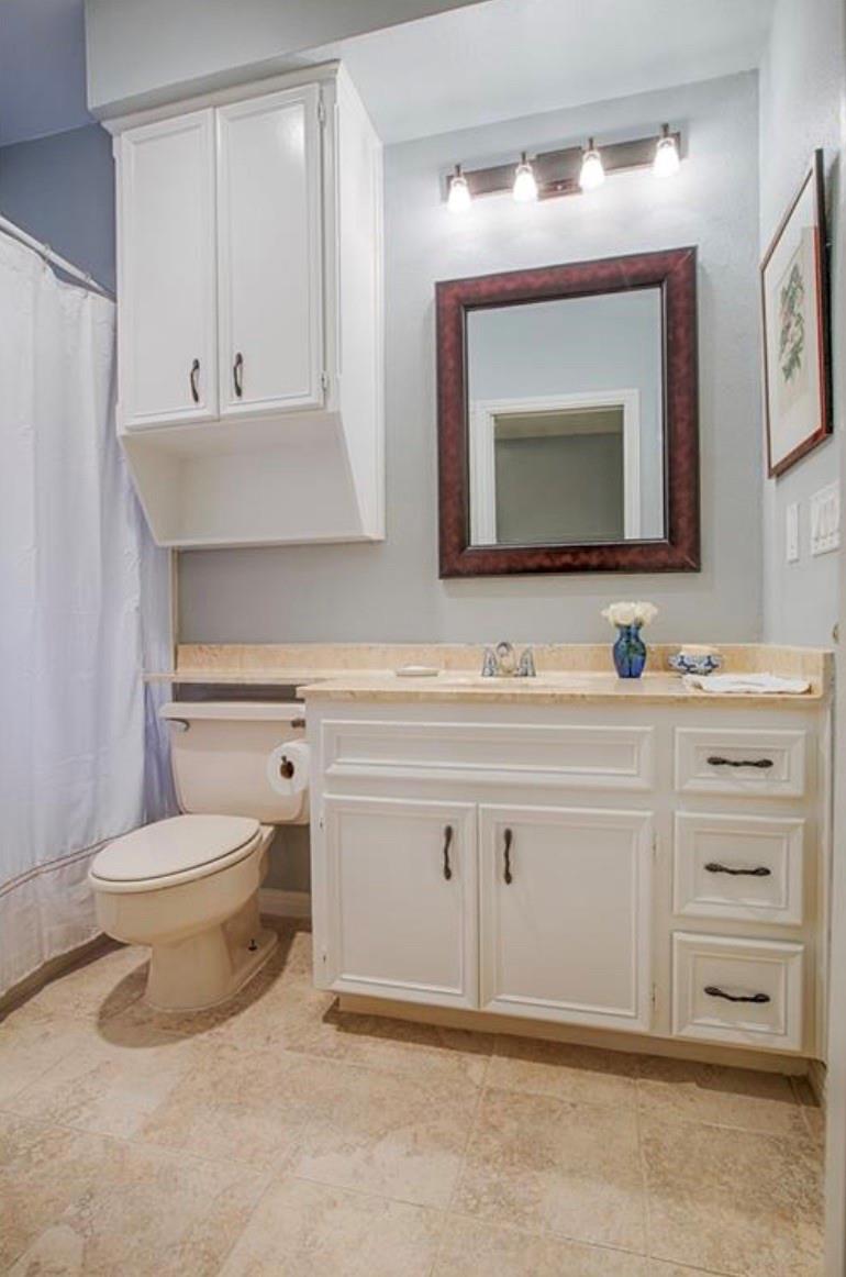 1706 Summit View Pl # 2, Austin, TX 78703