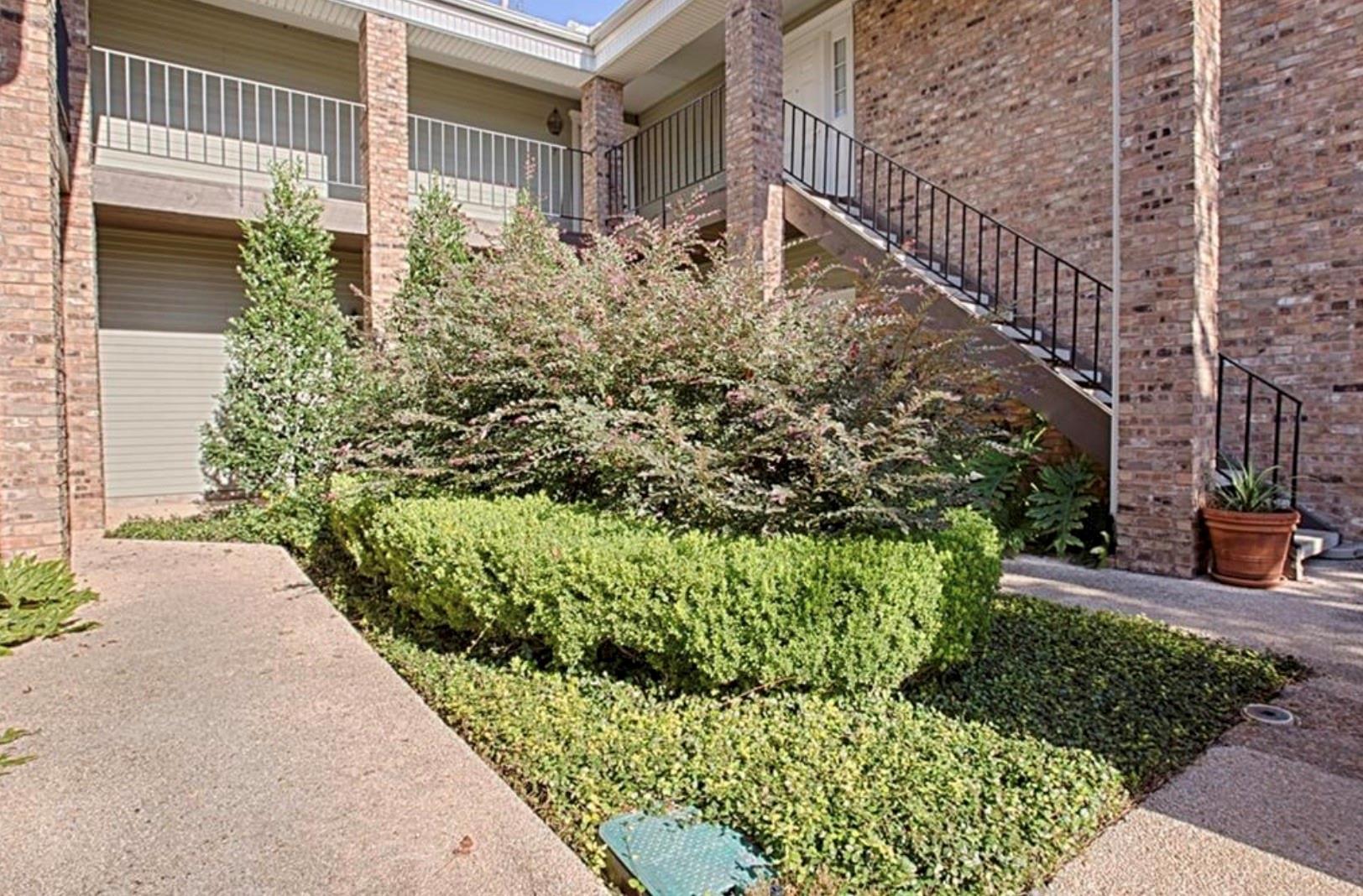 1706 Summit View Pl # 2, Austin, TX 78703