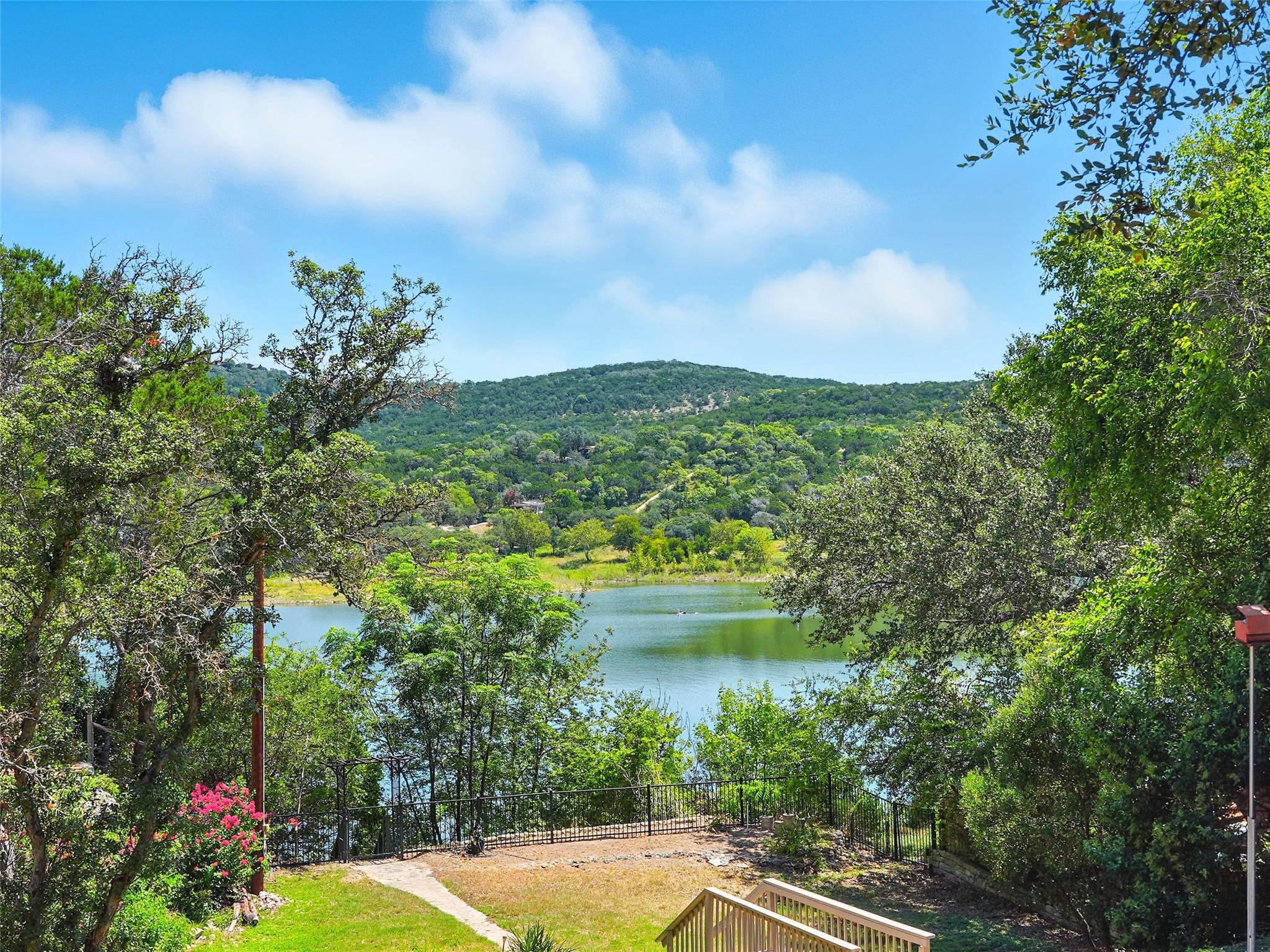 18000 Easy St, Jonestown, TX 78645