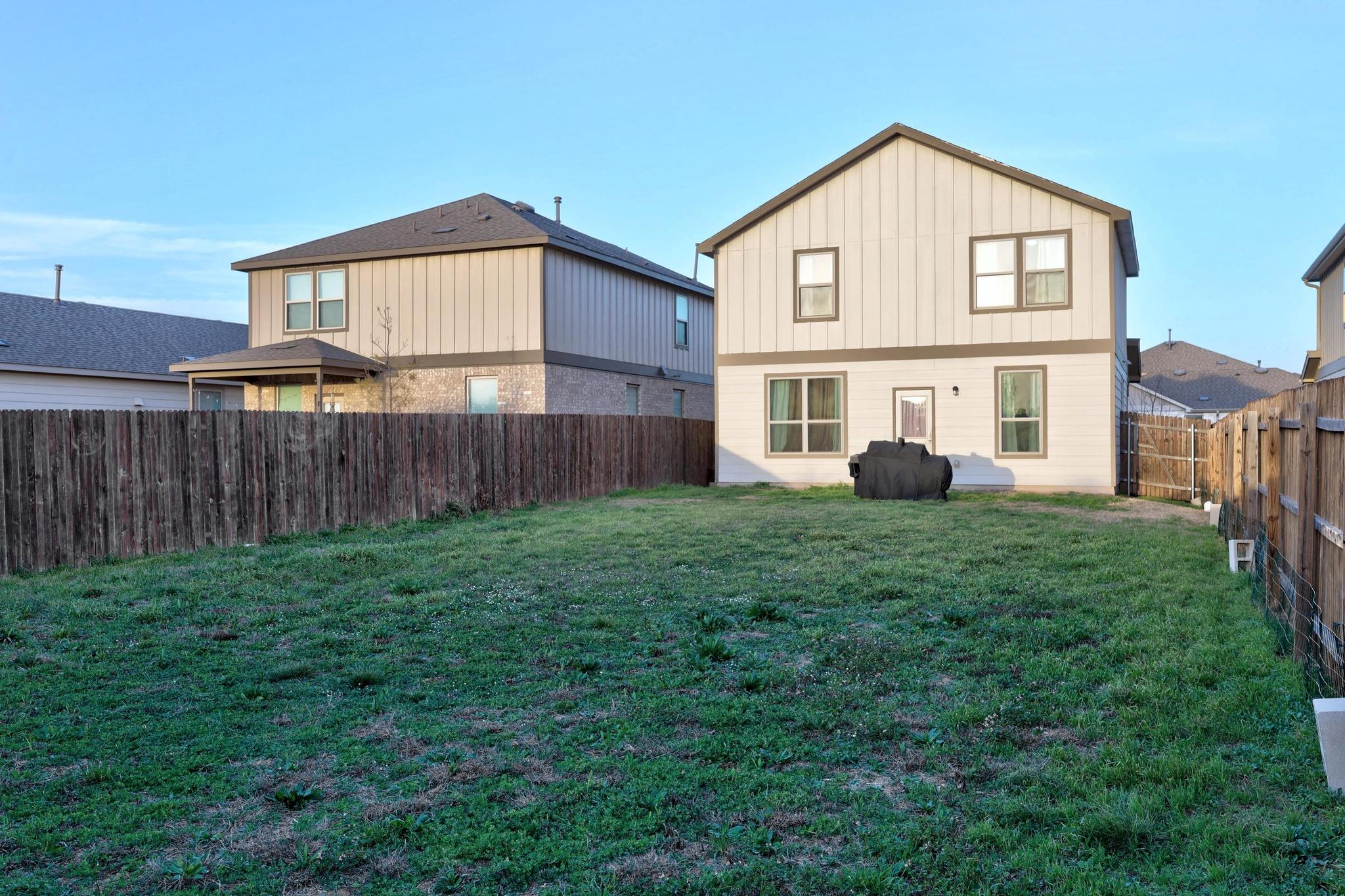 204 Perugia St, Liberty Hill, TX 78642