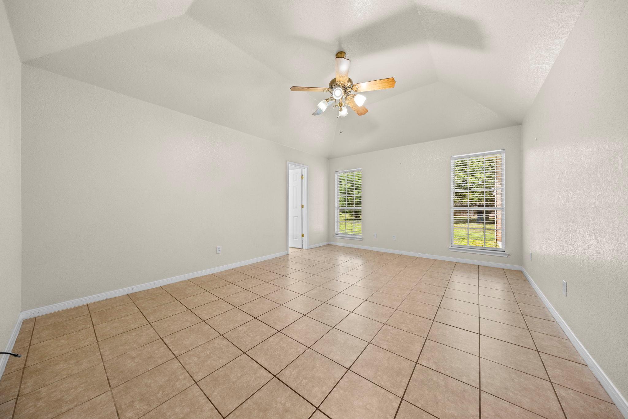 1203 Hummingbird Rd, Killeen, TX 76542