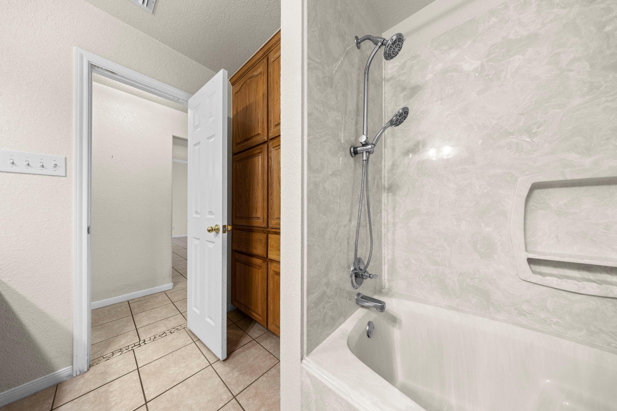 1203 Hummingbird Rd, Killeen, TX 76542