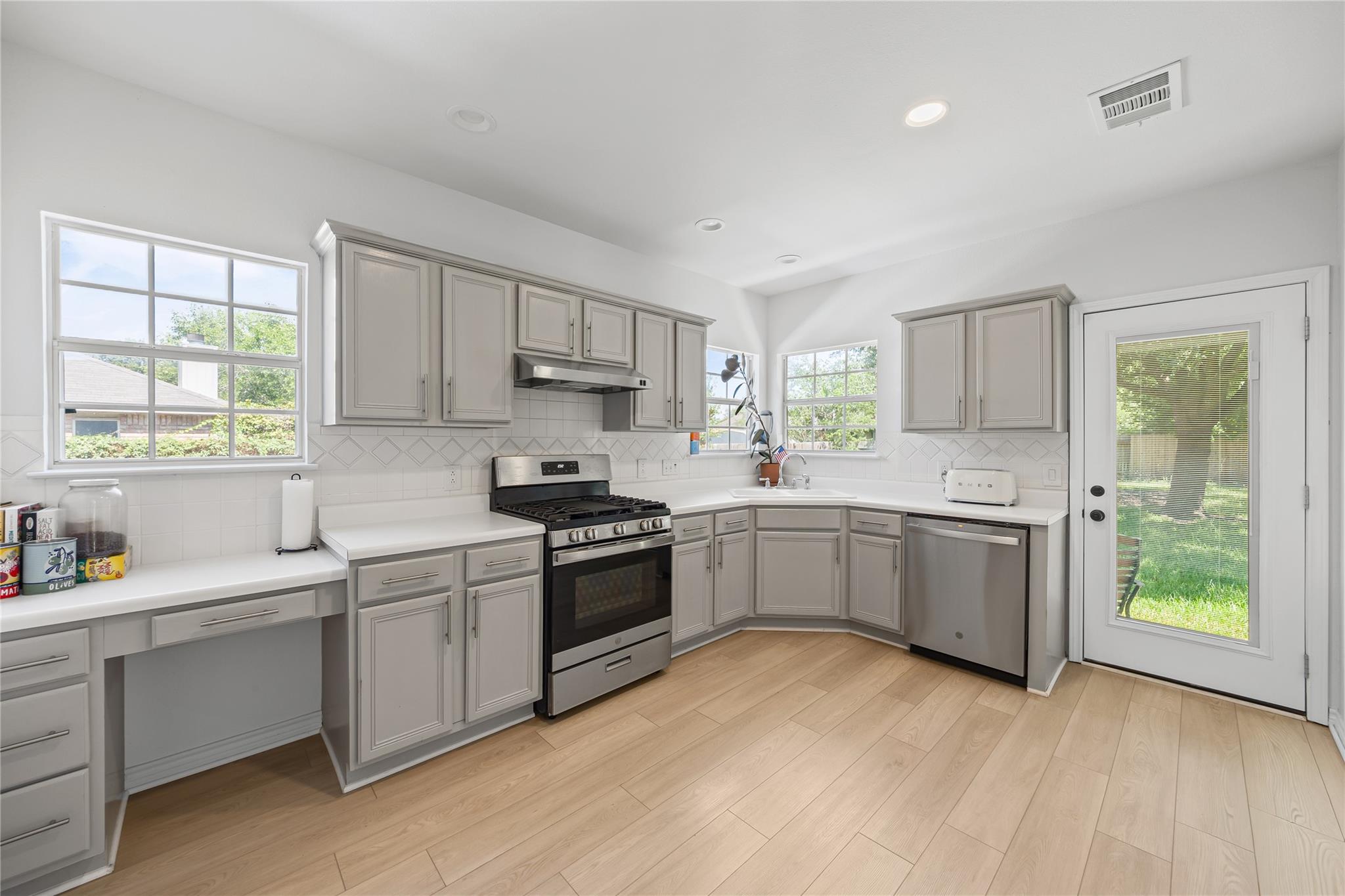 1710 Greening Way, Leander, TX 78641