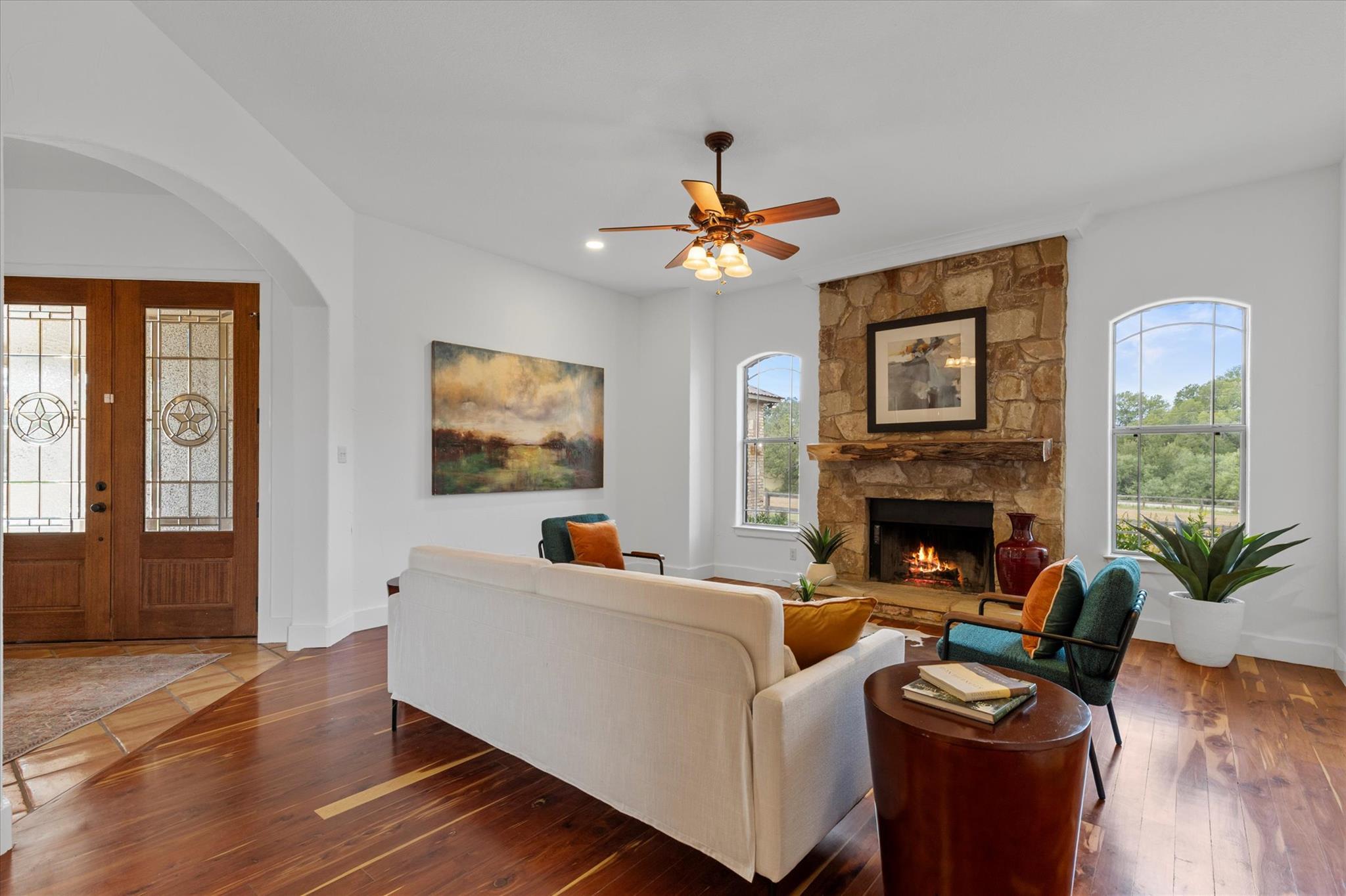 189 Sandy Creek Ranch Dr, Smithville, TX 78957