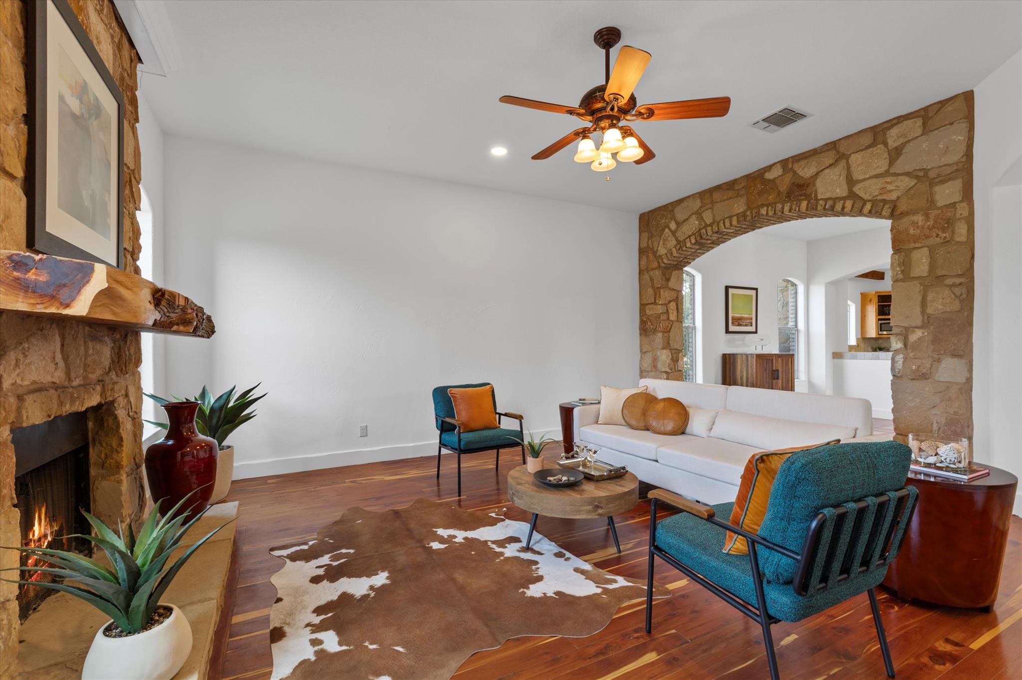 189 Sandy Creek Ranch Dr, Smithville, TX 78957