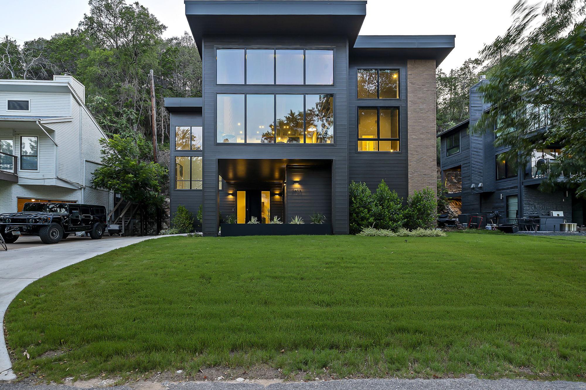 2403 Big Horn Dr, Austin, TX 78734