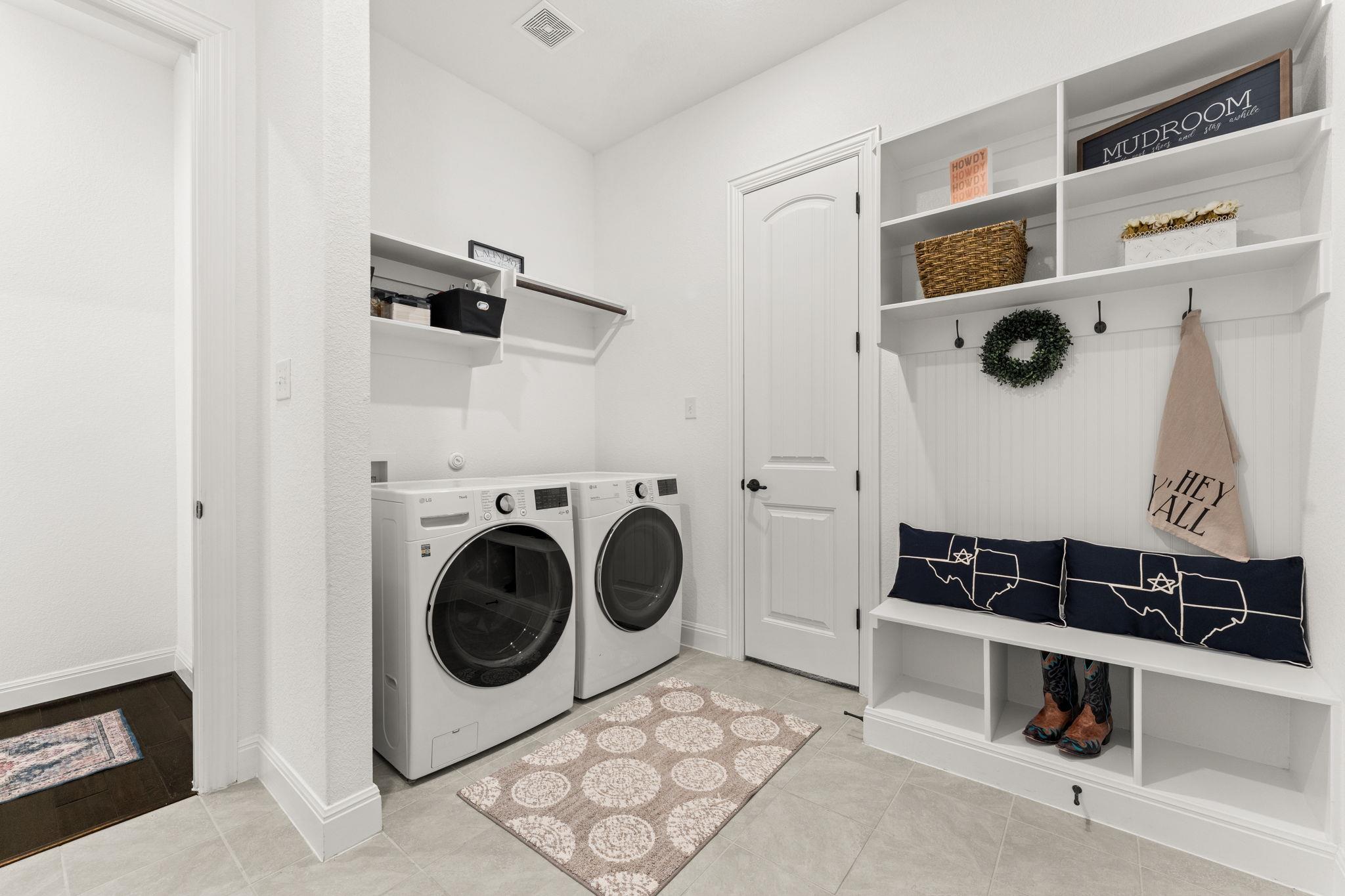 932 Inge Ln, Leander, TX 78641