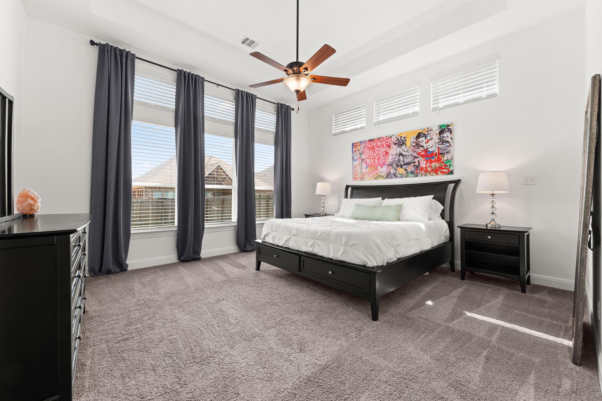 932 Inge Ln, Leander, TX 78641