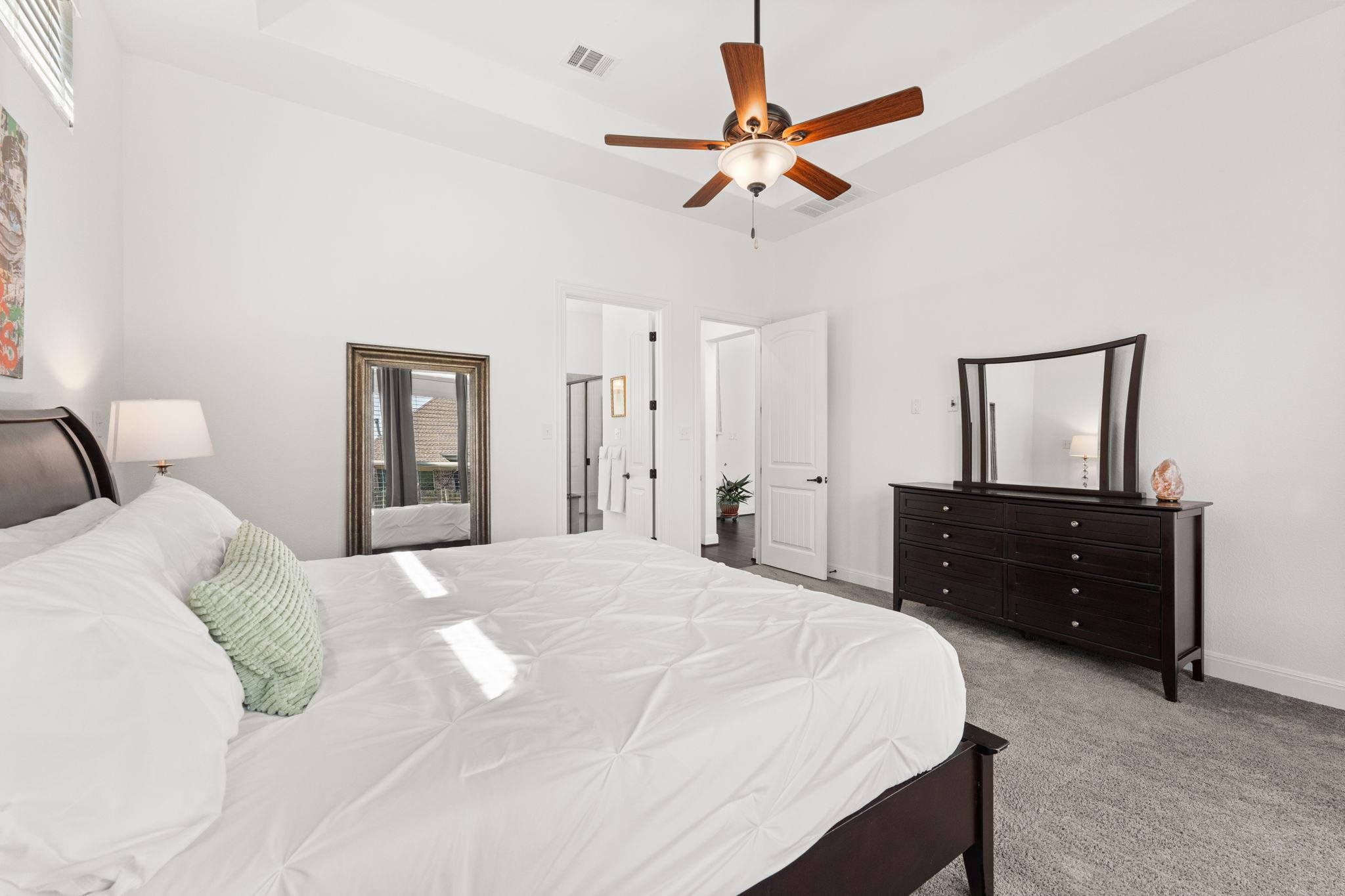 932 Inge Ln, Leander, TX 78641