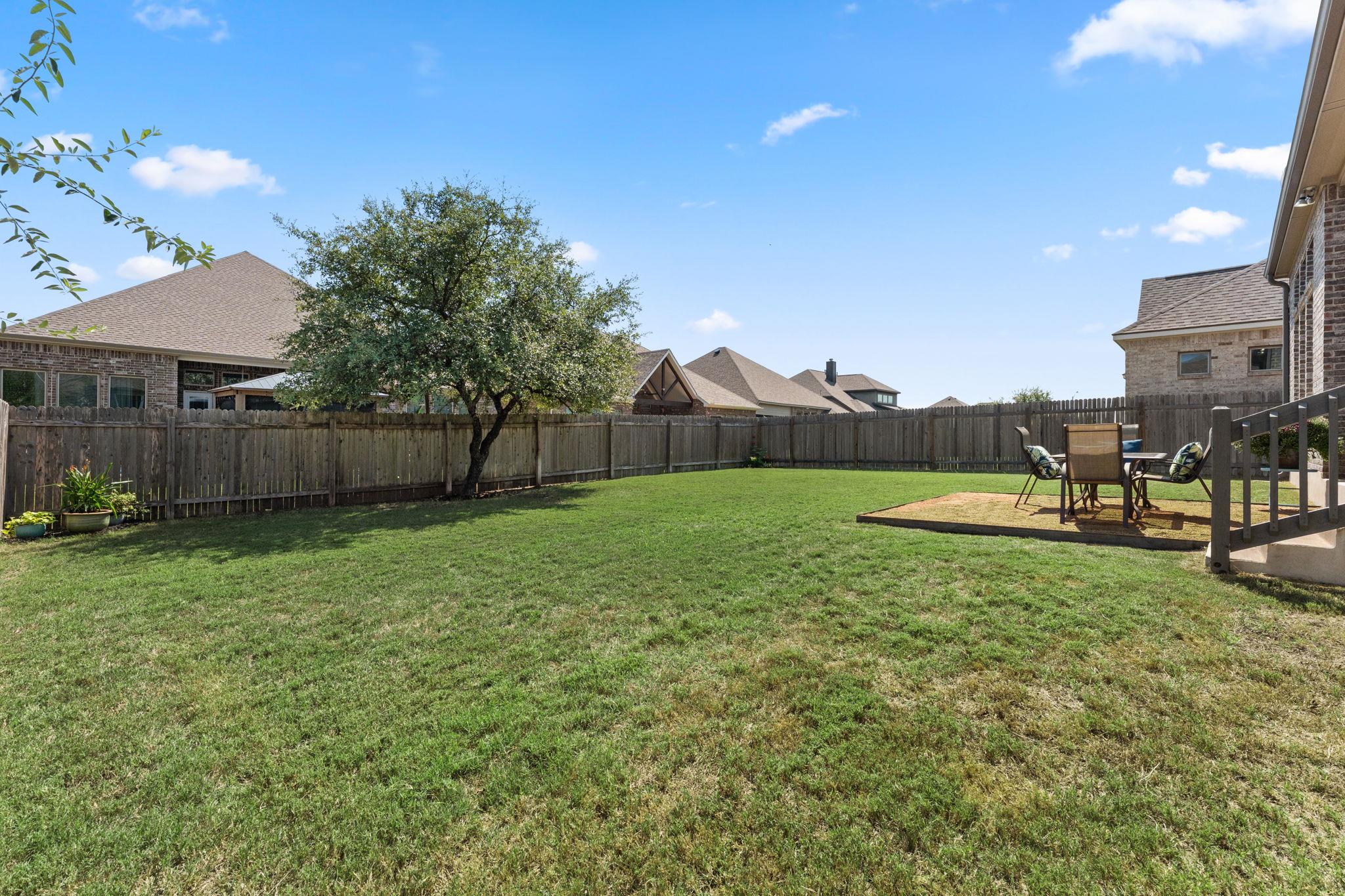 932 Inge Ln, Leander, TX 78641