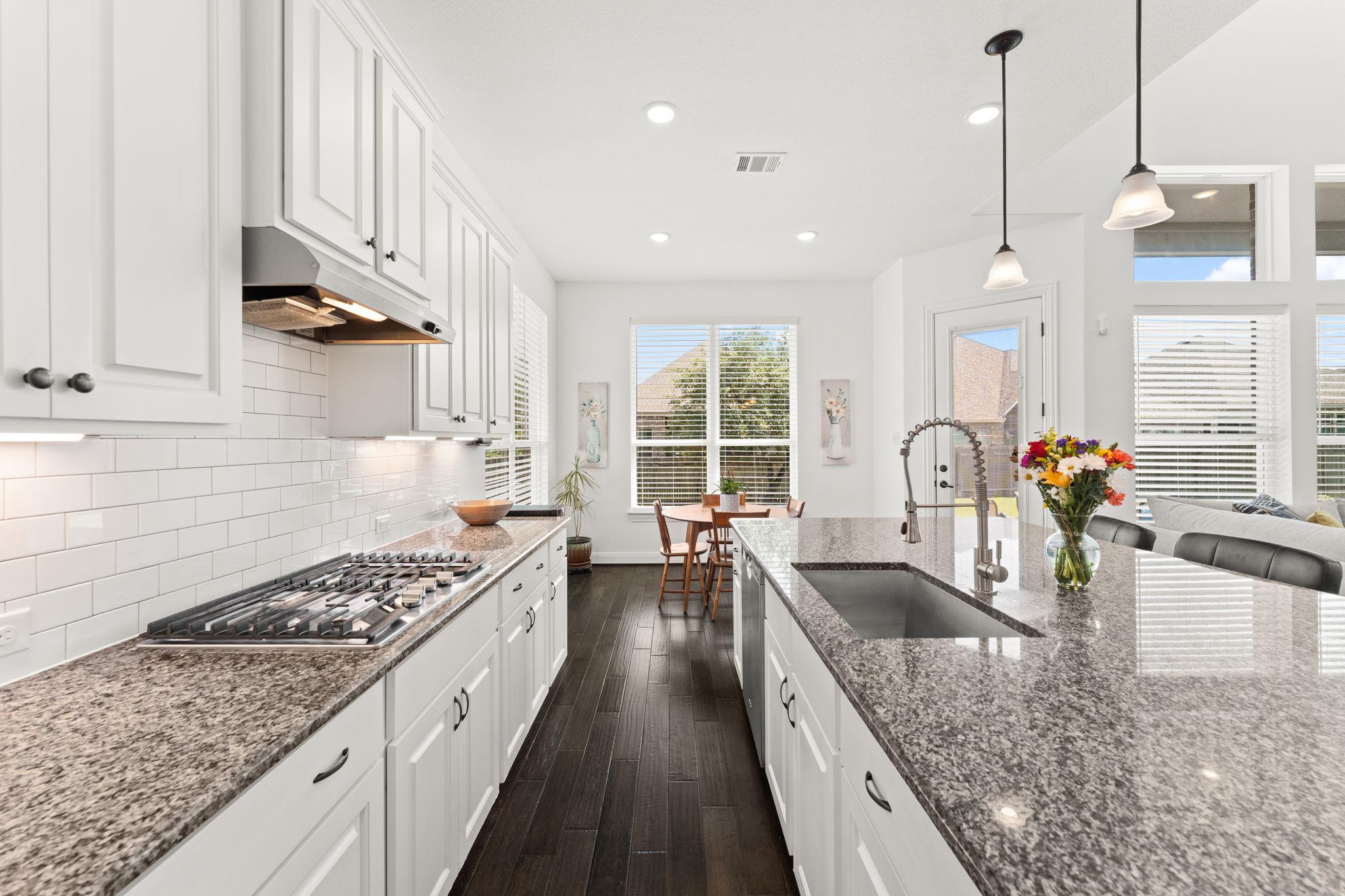 932 Inge Ln, Leander, TX 78641