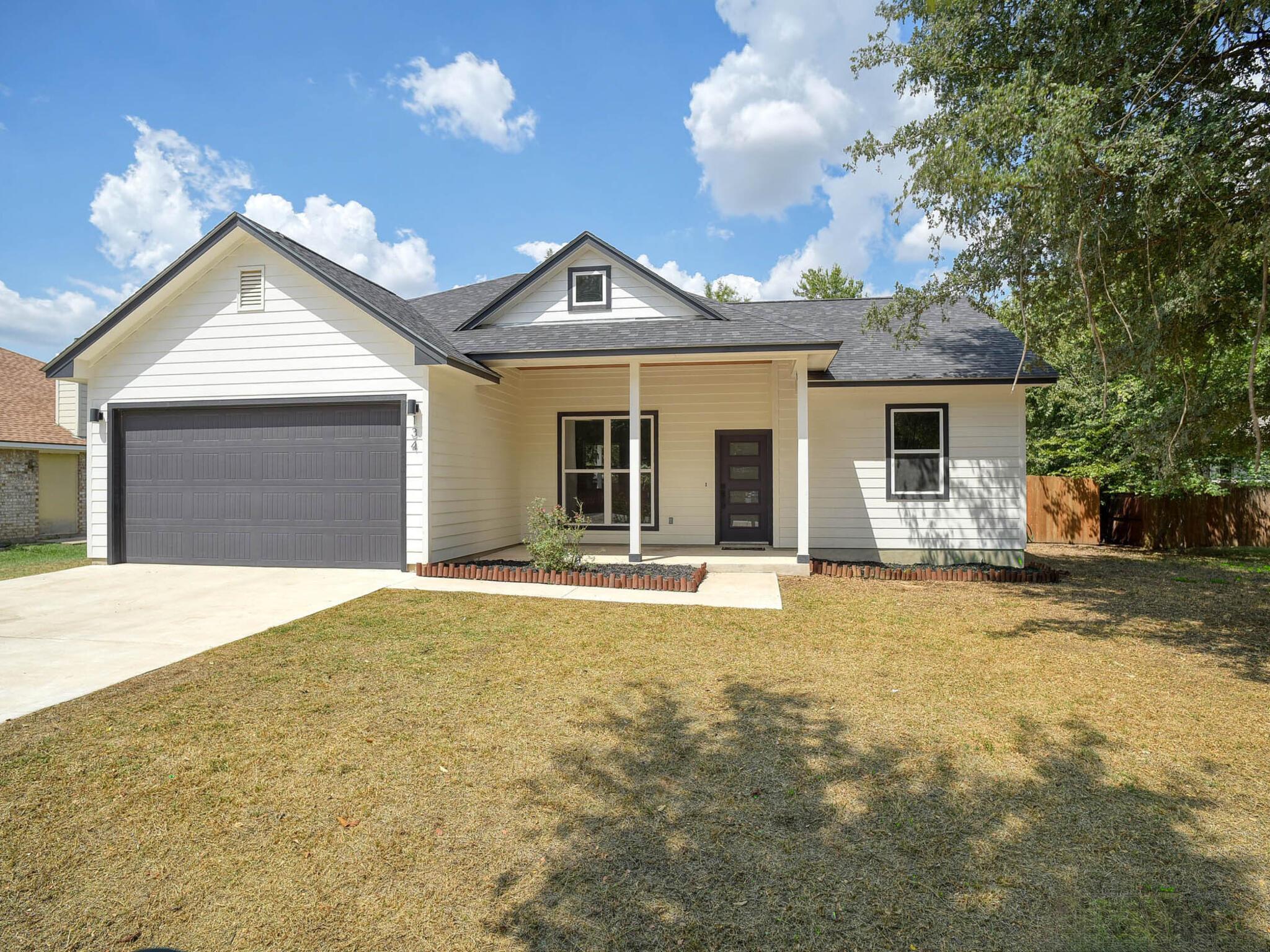 134 Pohakuloa Dr, Bastrop, TX 78602