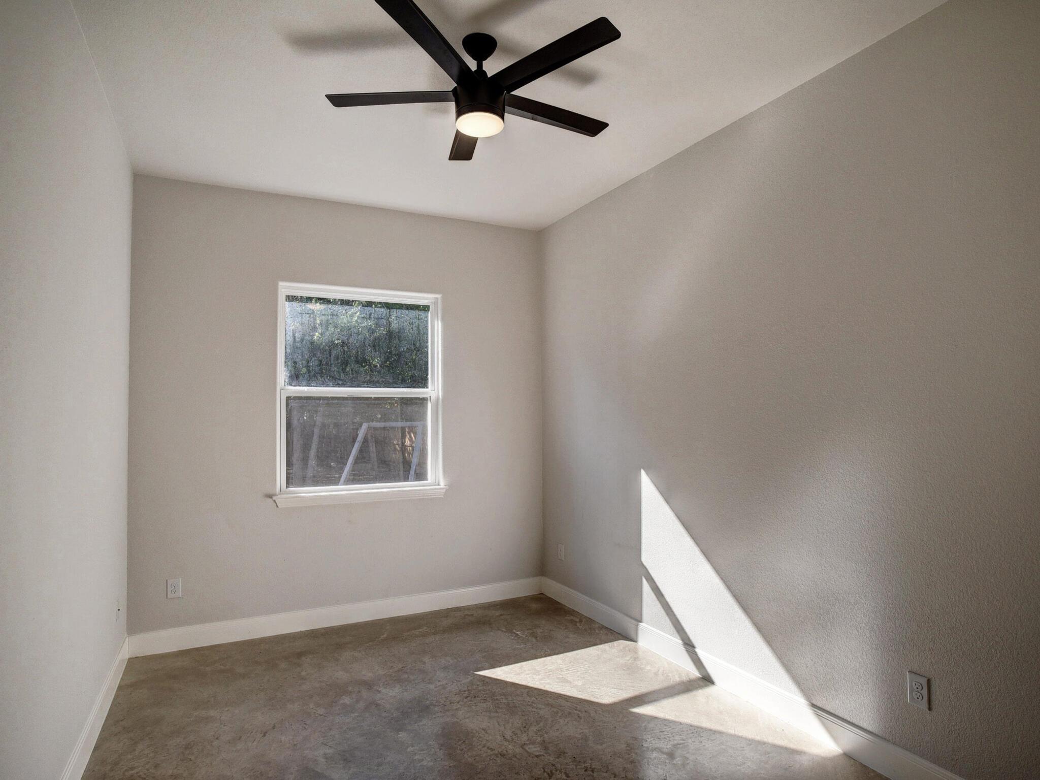 134 Pohakuloa Dr, Bastrop, TX 78602