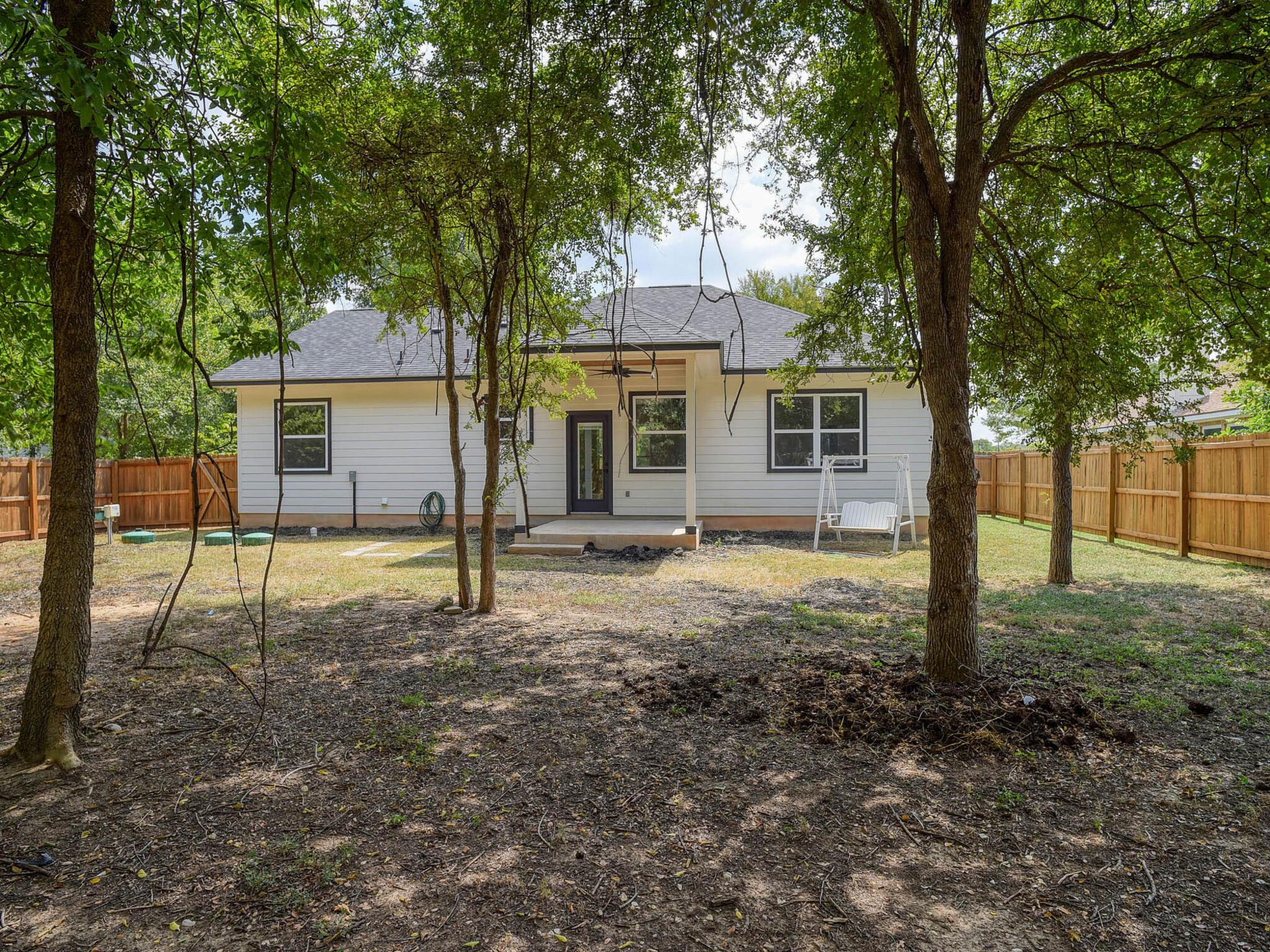 134 Pohakuloa Dr, Bastrop, TX 78602