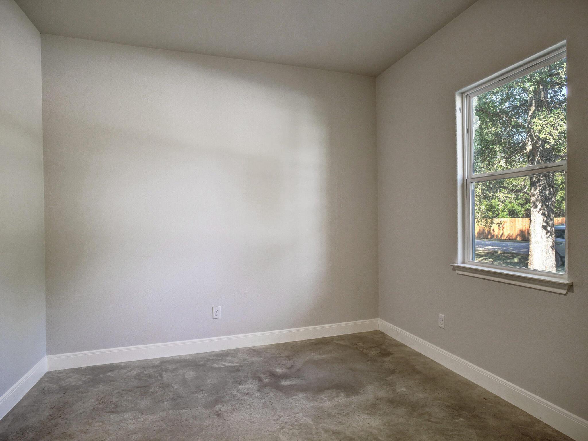 134 Pohakuloa Dr, Bastrop, TX 78602