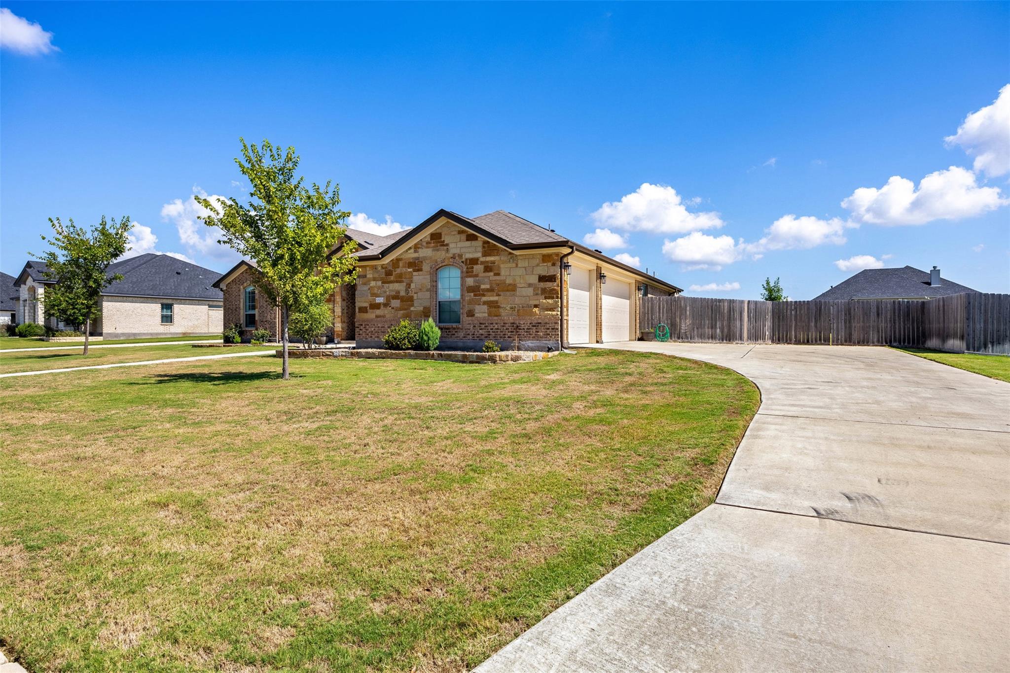 5513 Hollow Loop, Salado, TX 76571