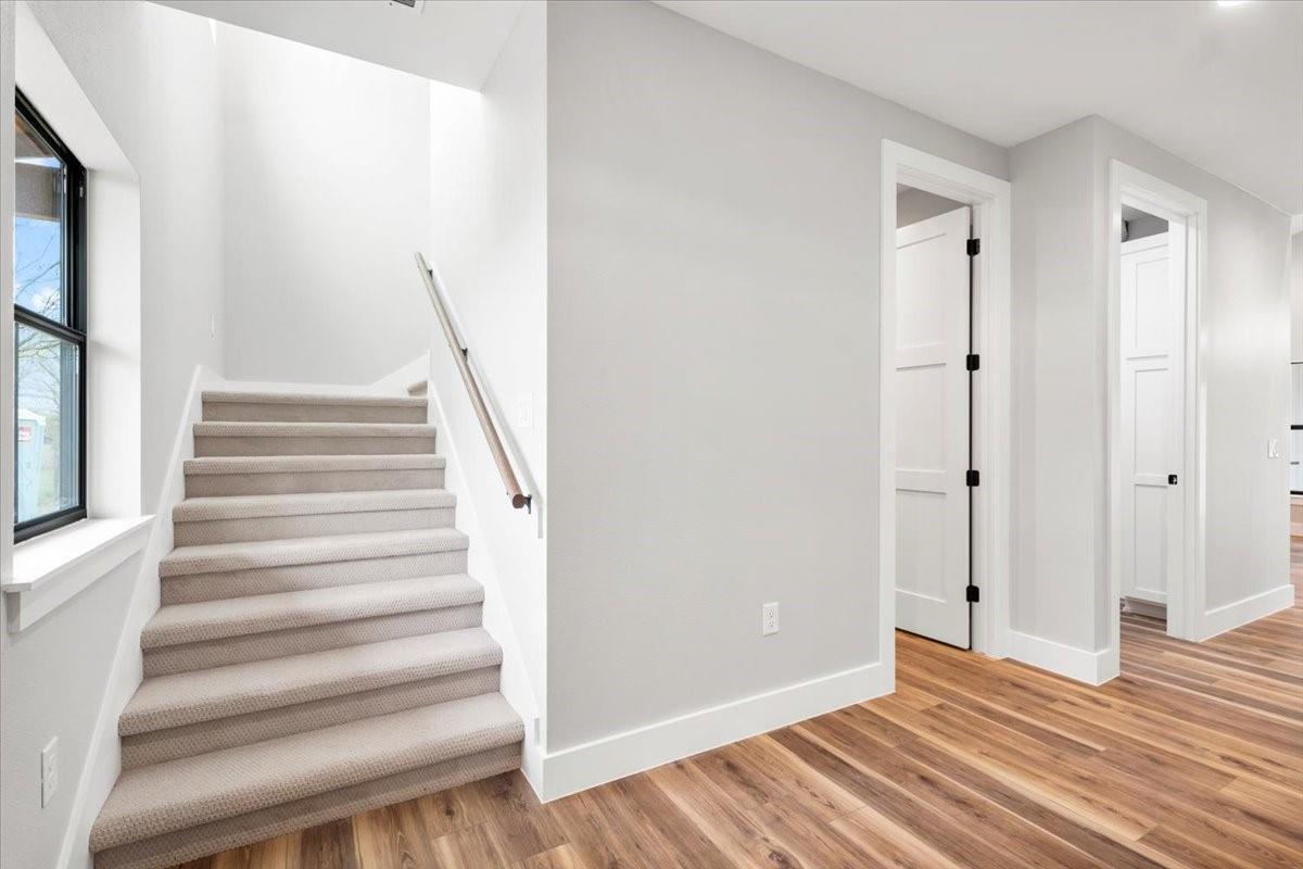 203 N Avenue J, Johnson City, TX 78636