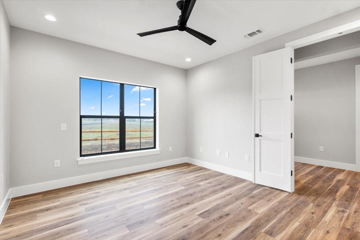 203 N Avenue J, Johnson City, TX 78636