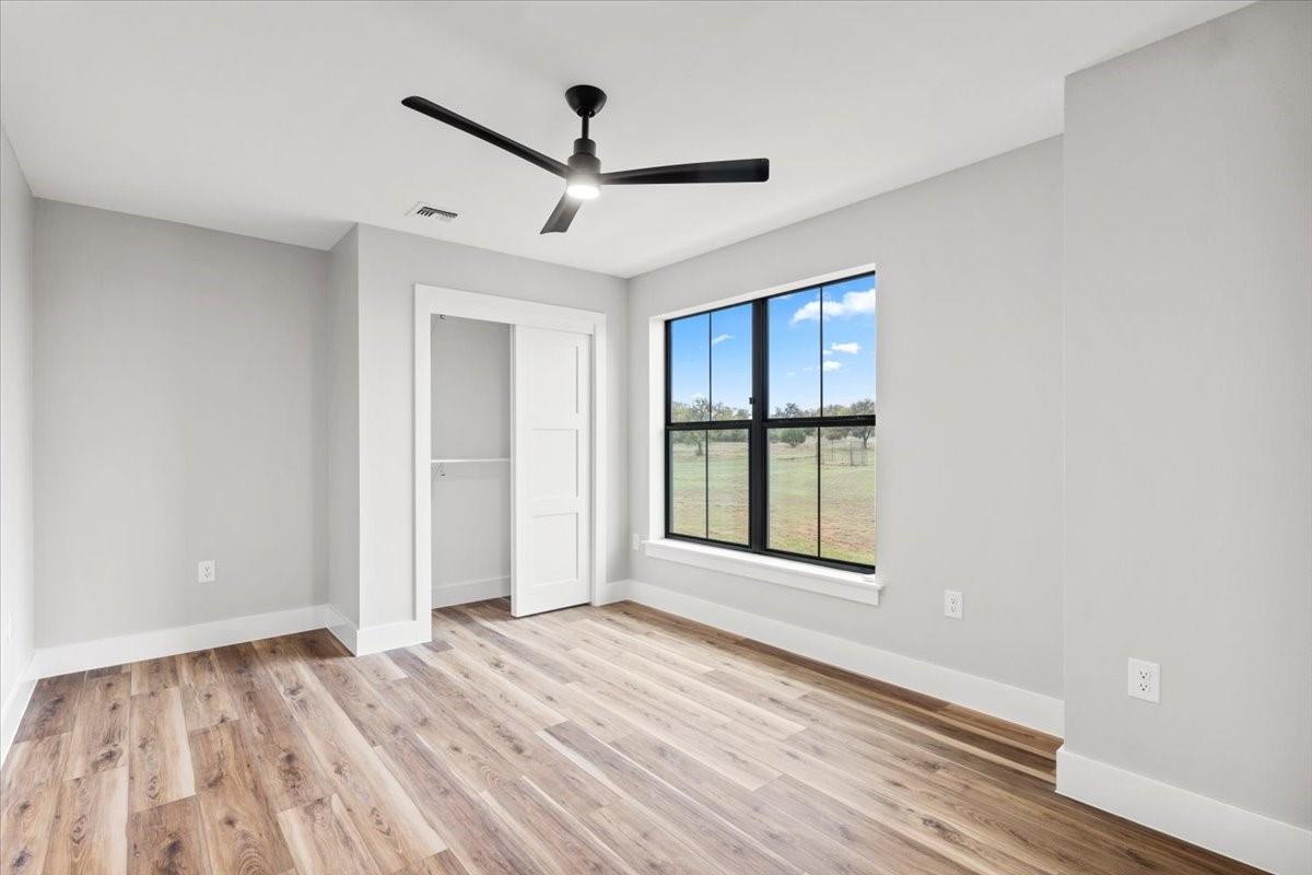 203 N Avenue J, Johnson City, TX 78636