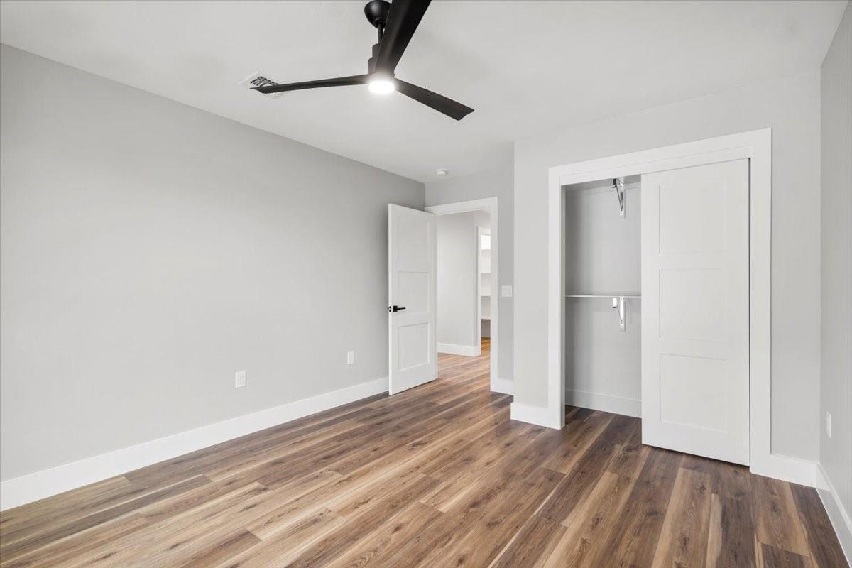 203 N Avenue J, Johnson City, TX 78636