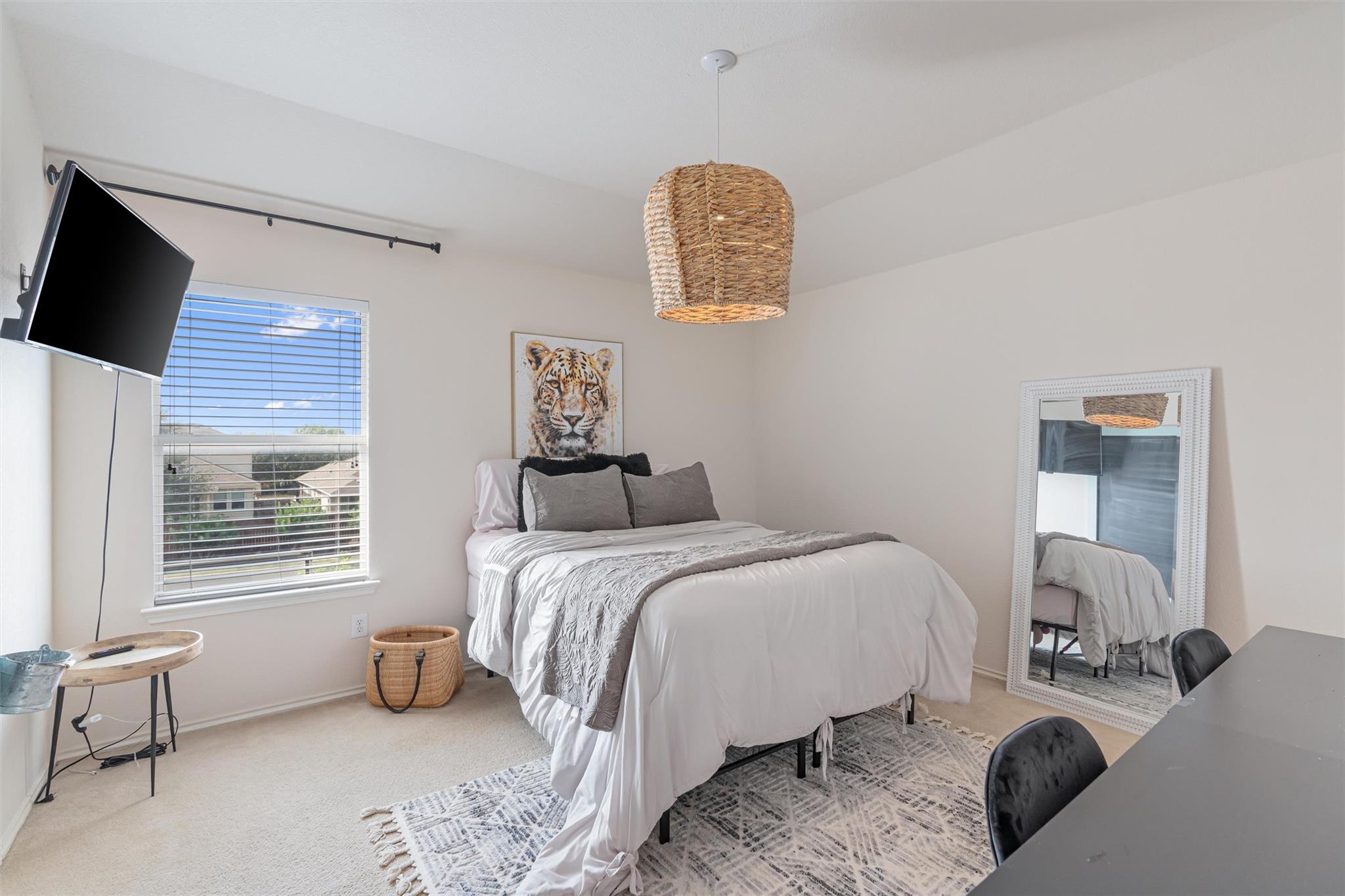 201 Prospector Ln, Liberty Hill, TX 78642