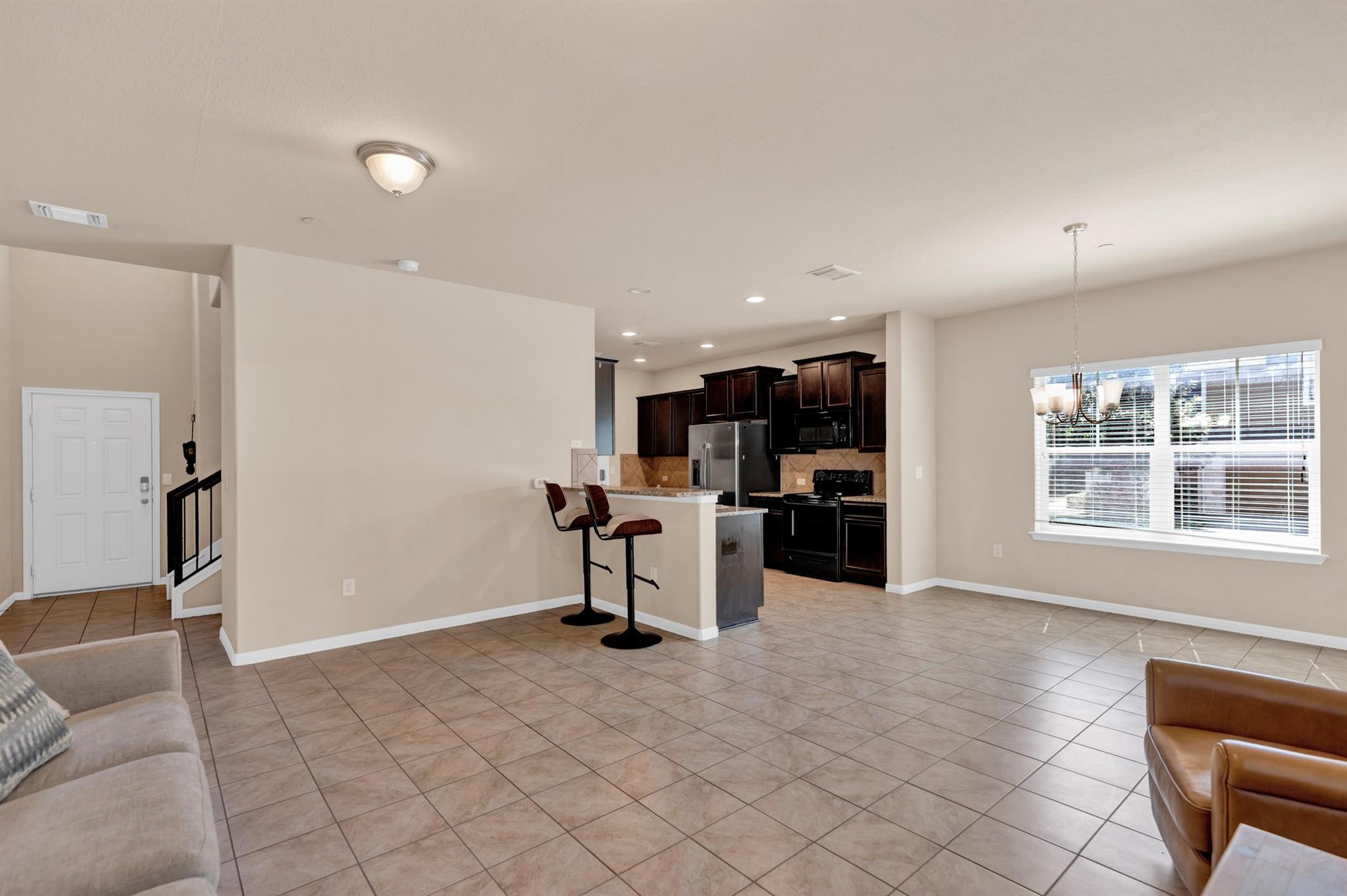 516 E Slaughter Ln # 701, Austin, TX 78744