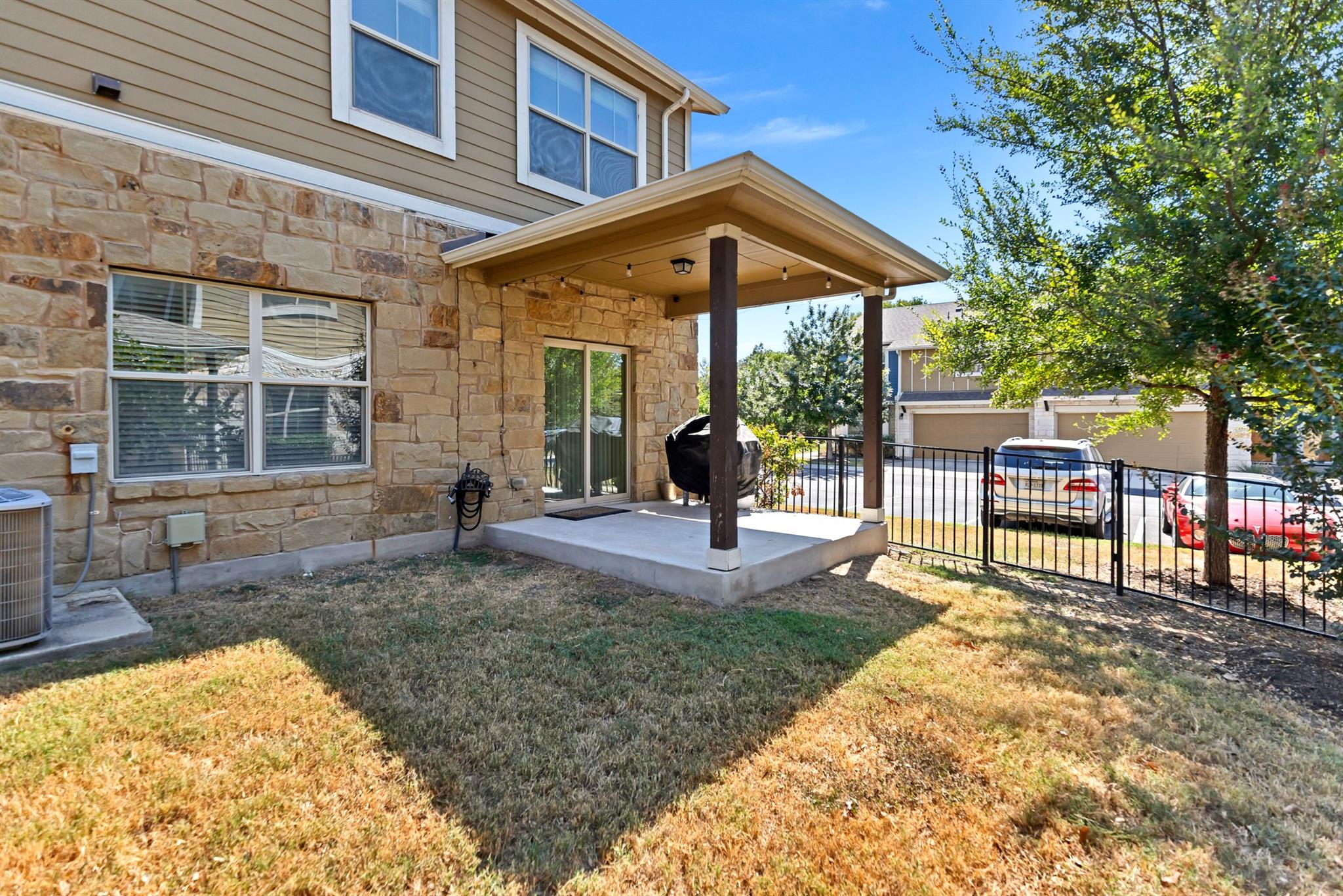 516 E Slaughter Ln # 701, Austin, TX 78744