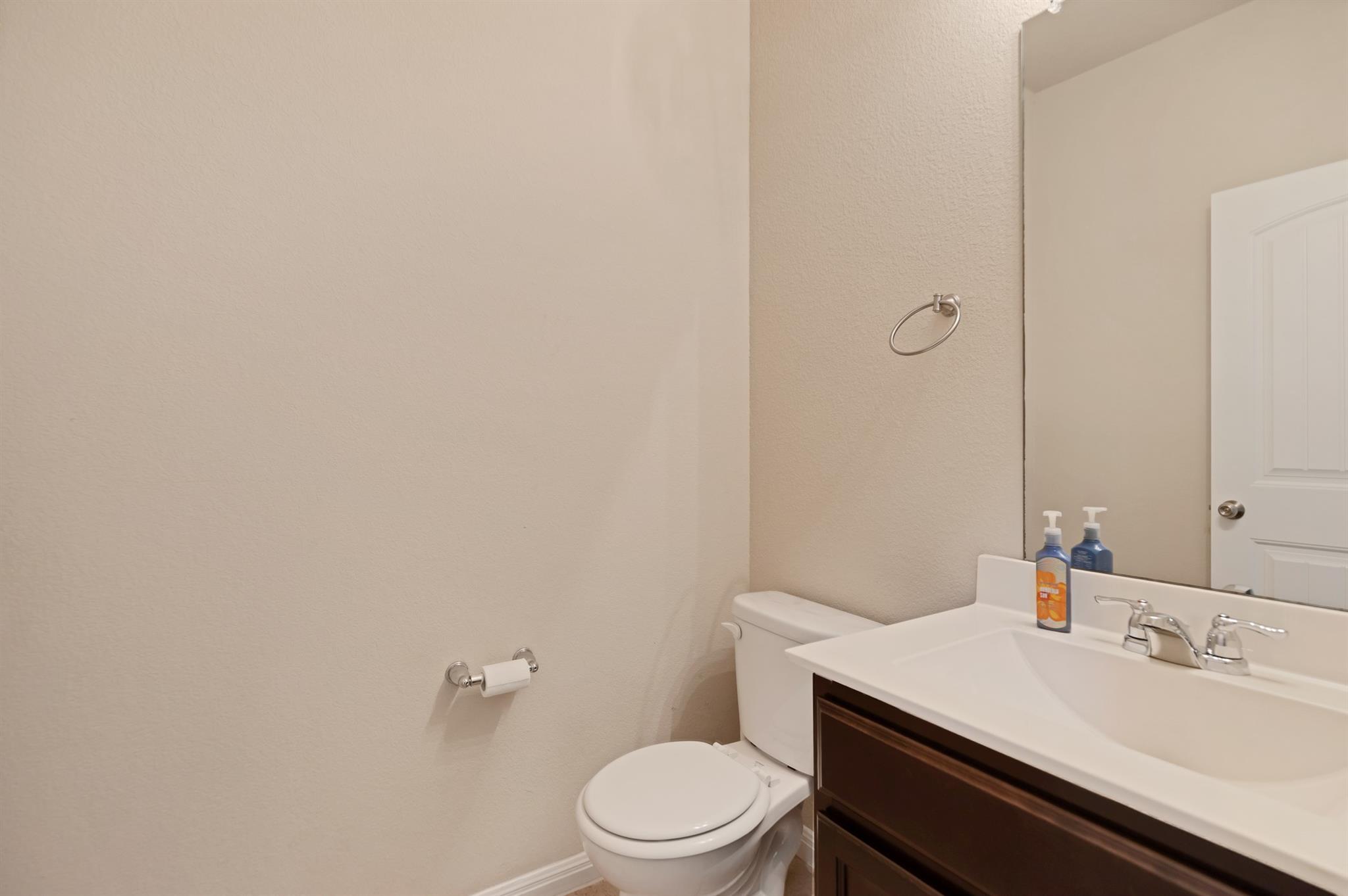 516 E Slaughter Ln # 701, Austin, TX 78744