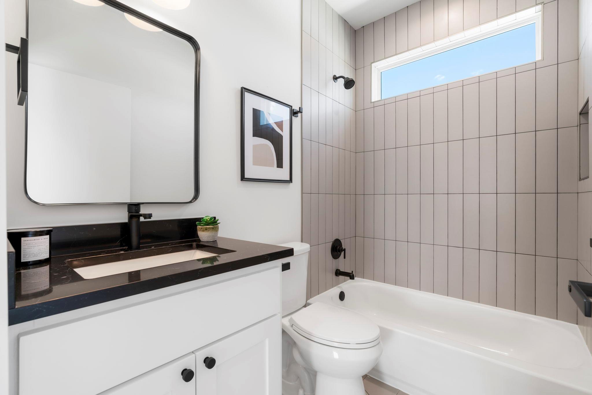 1167 Bedford St # 1, Austin, TX 78702