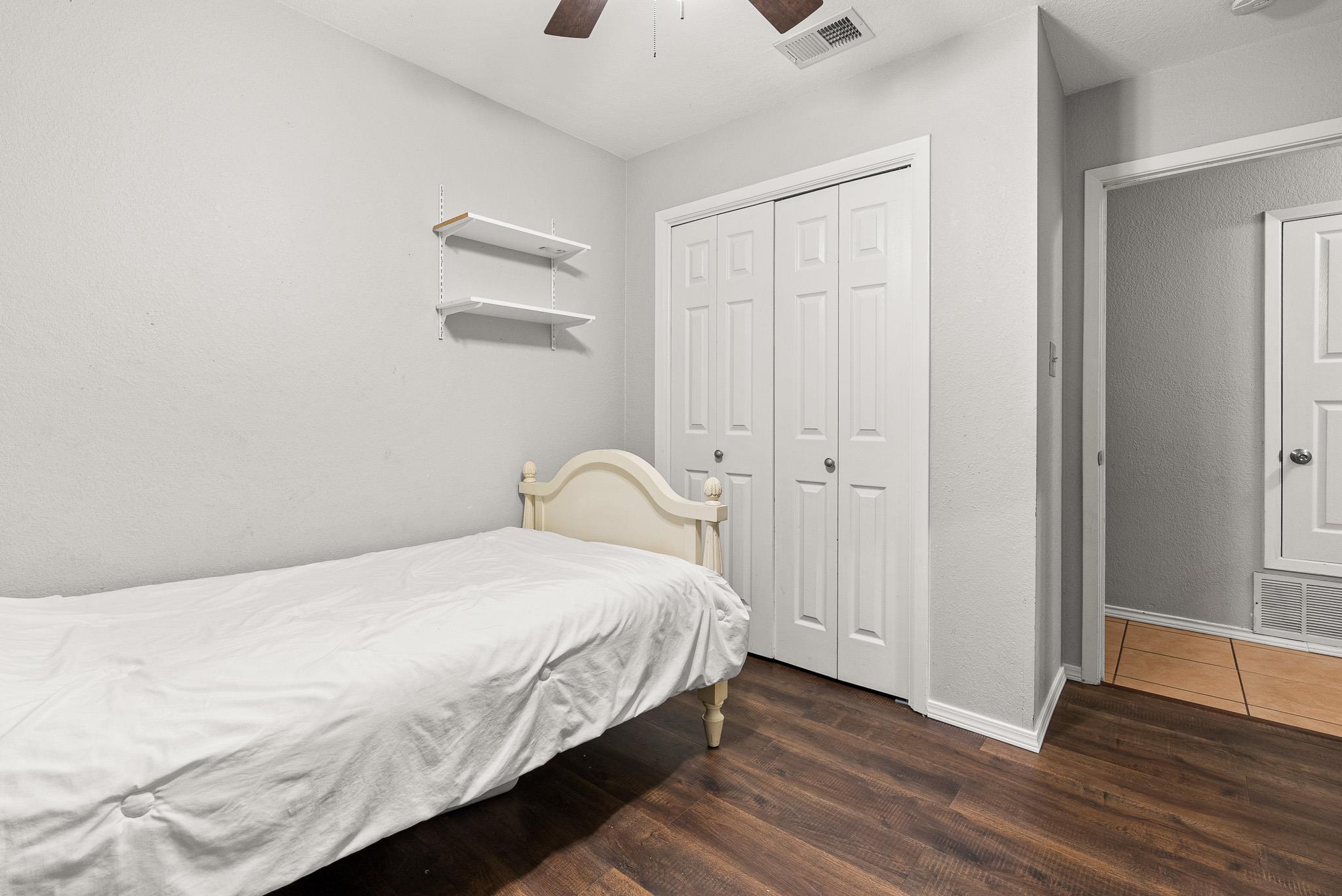 512 N Main St, Nolanville, TX 76559