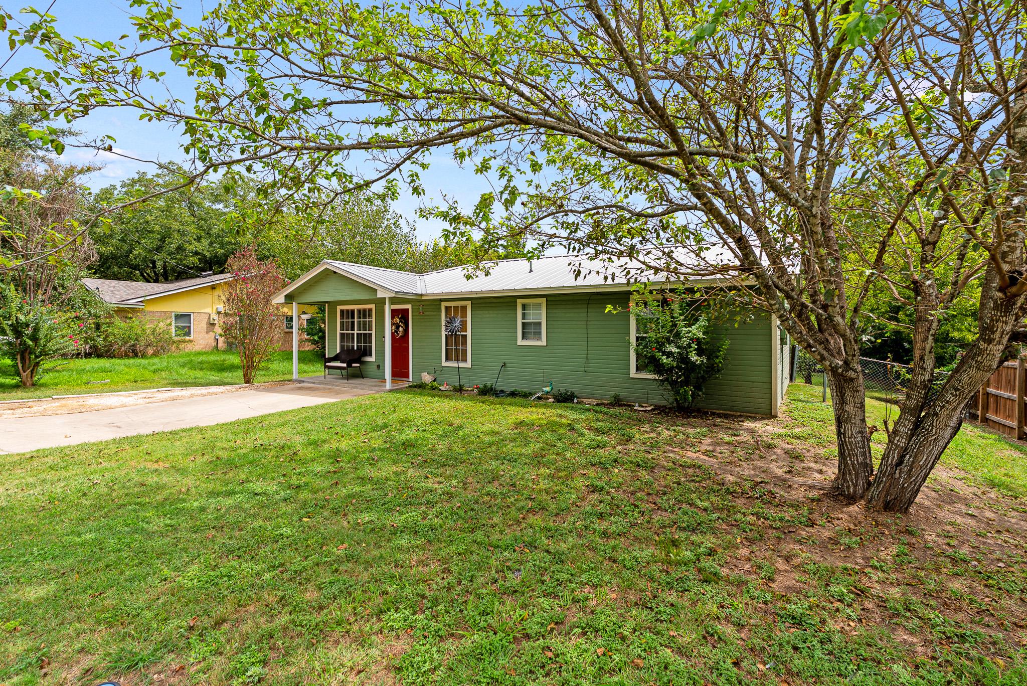 512 N Main St, Nolanville, TX 76559