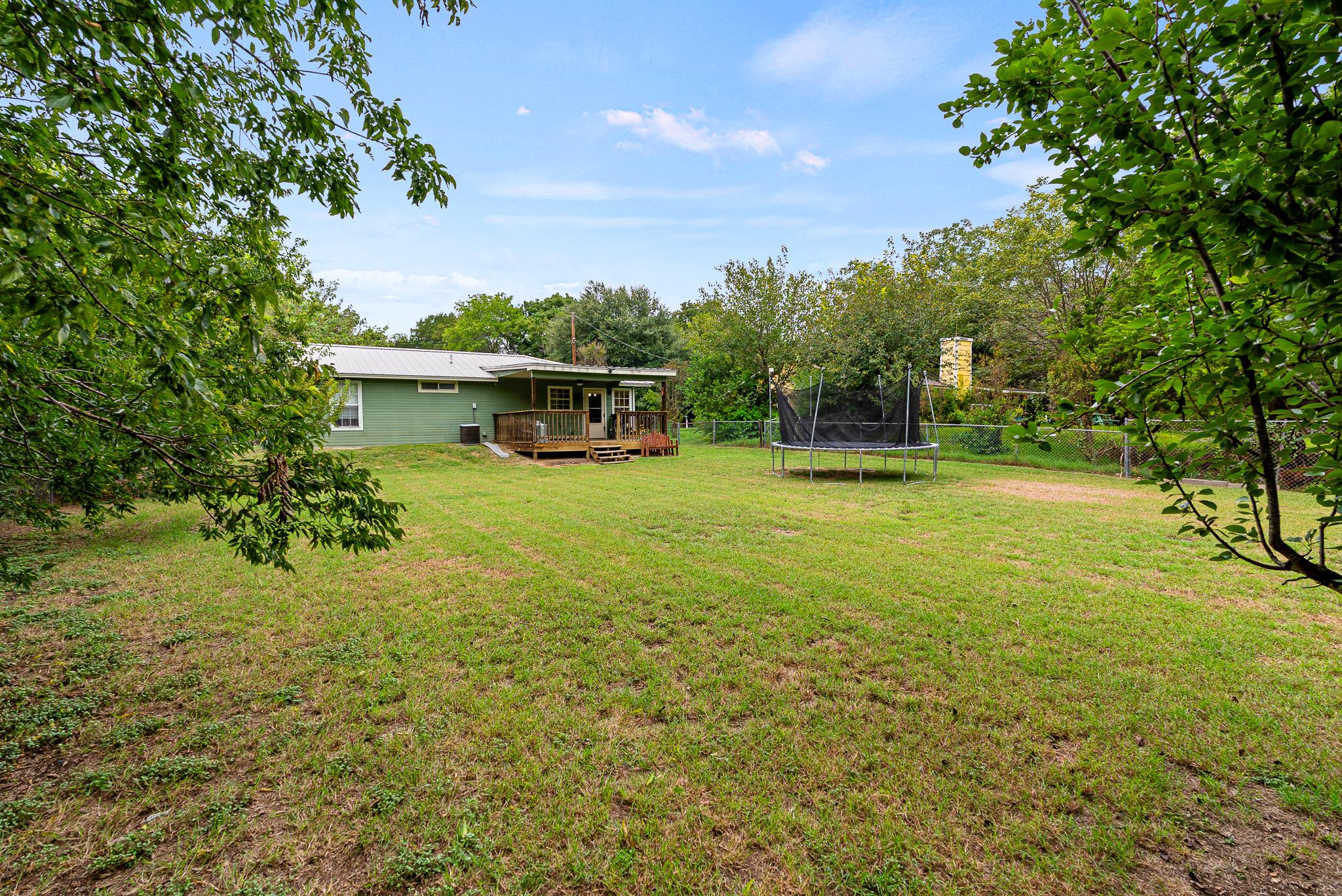 512 N Main St, Nolanville, TX 76559