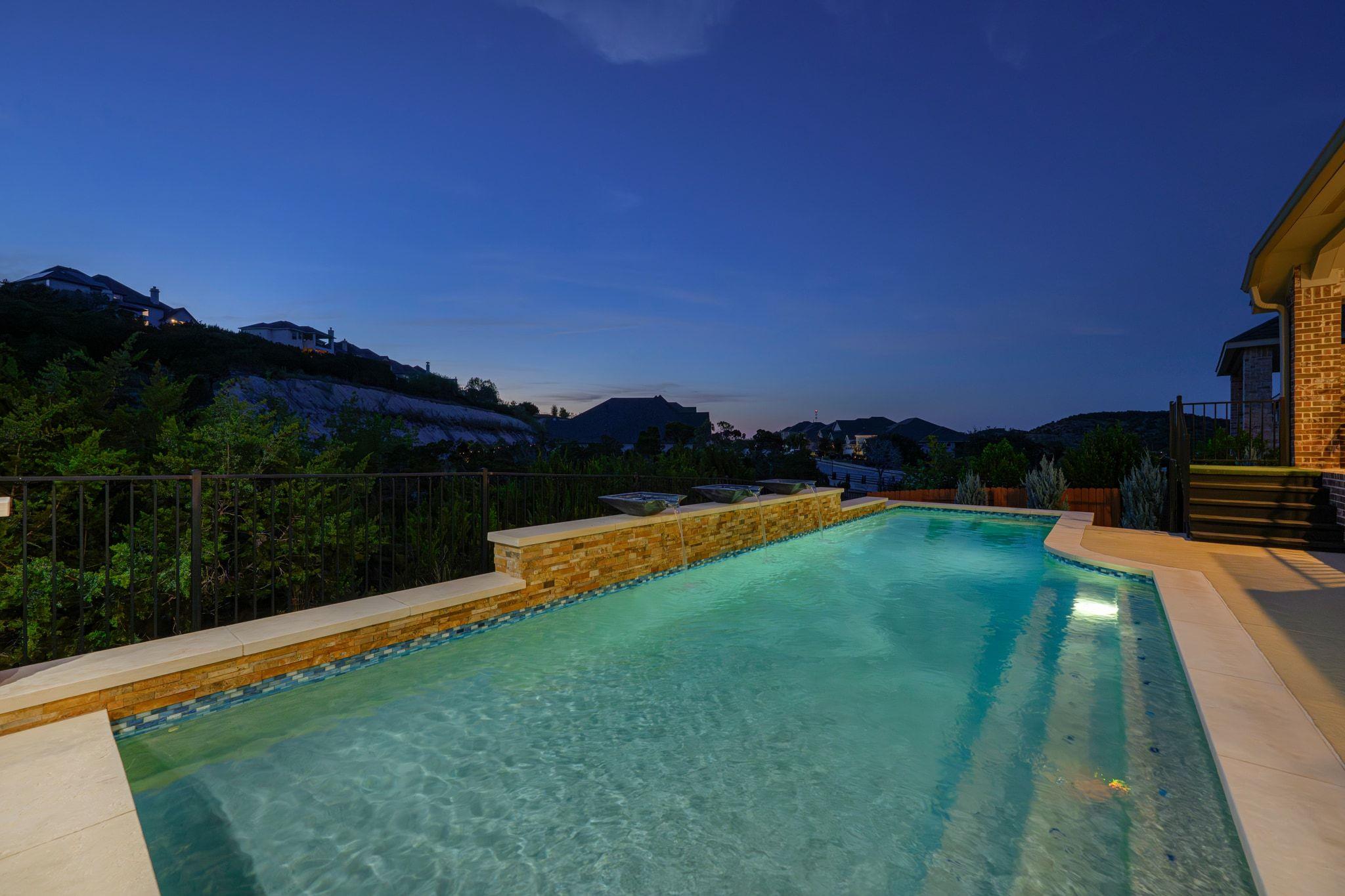 17904 Dufour Dr, Austin, TX 78738