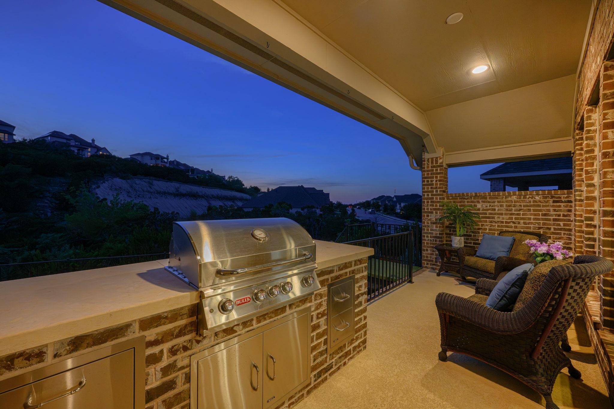 17904 Dufour Dr, Austin, TX 78738