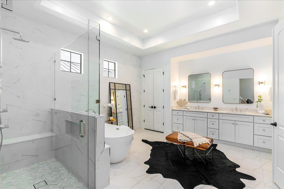 213 Black Wolf Run, Austin, TX 78738