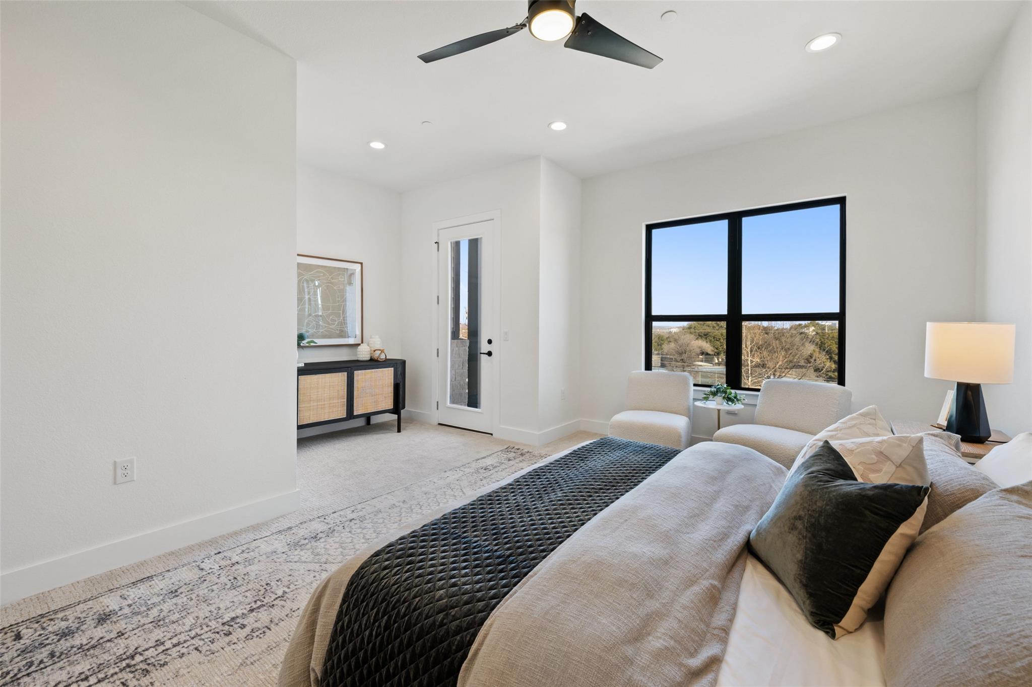 2707 Dulce Ln # 7, Austin, TX 78704