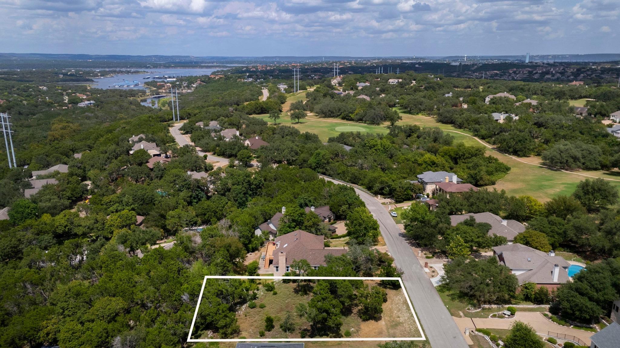 121 CLUBHOUSE Dr, Lakeway, TX 78734