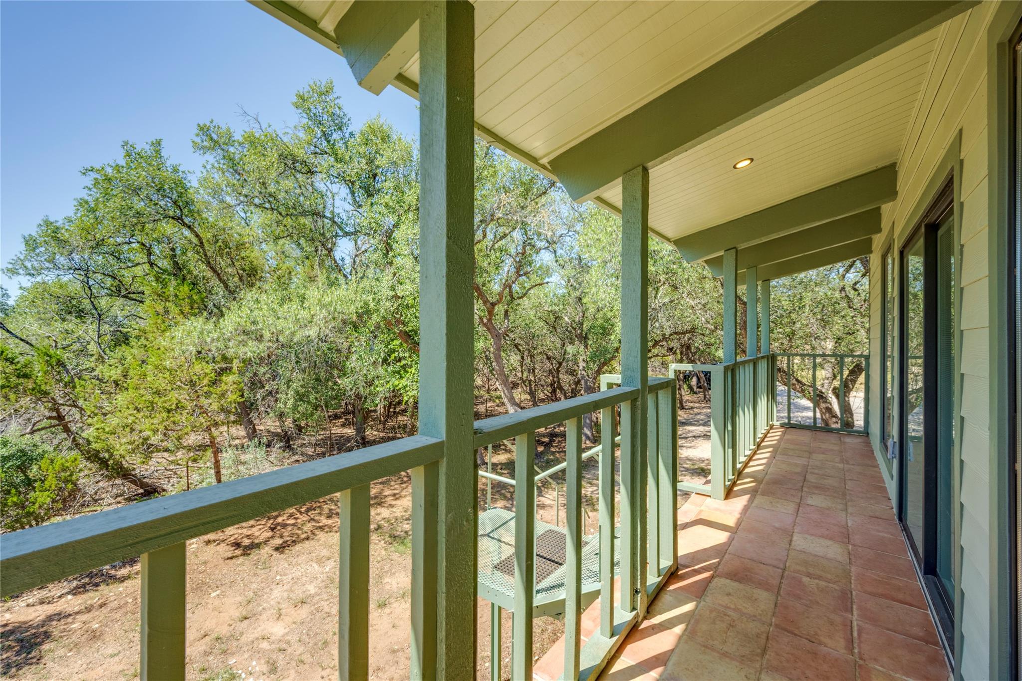 1217 Lost Oak Trl, Johnson City, TX 78636