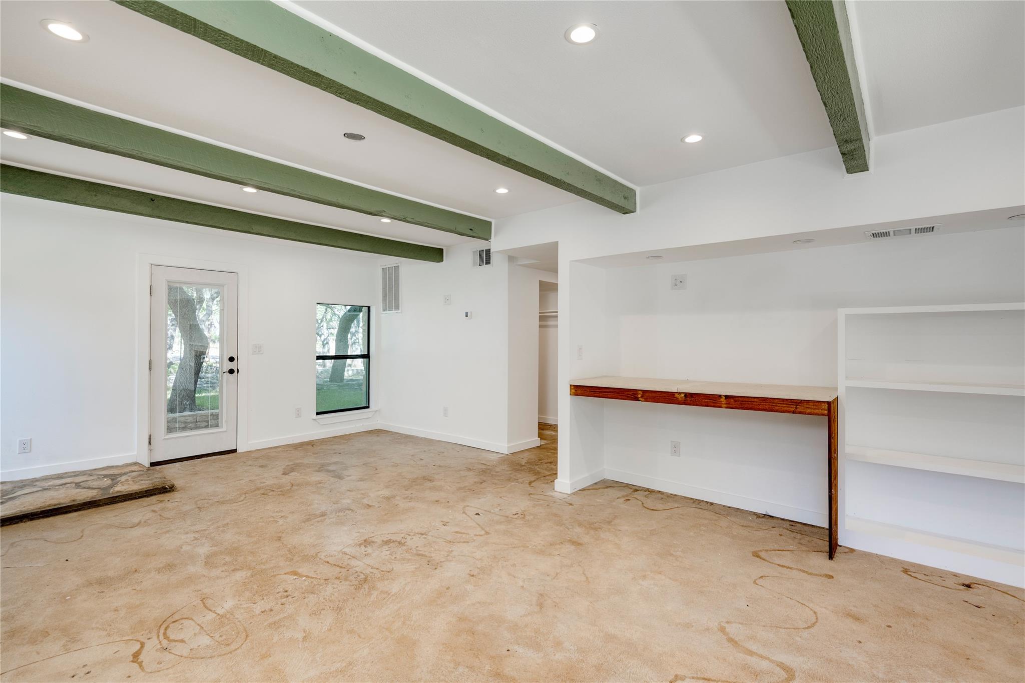 1217 Lost Oak Trl, Johnson City, TX 78636