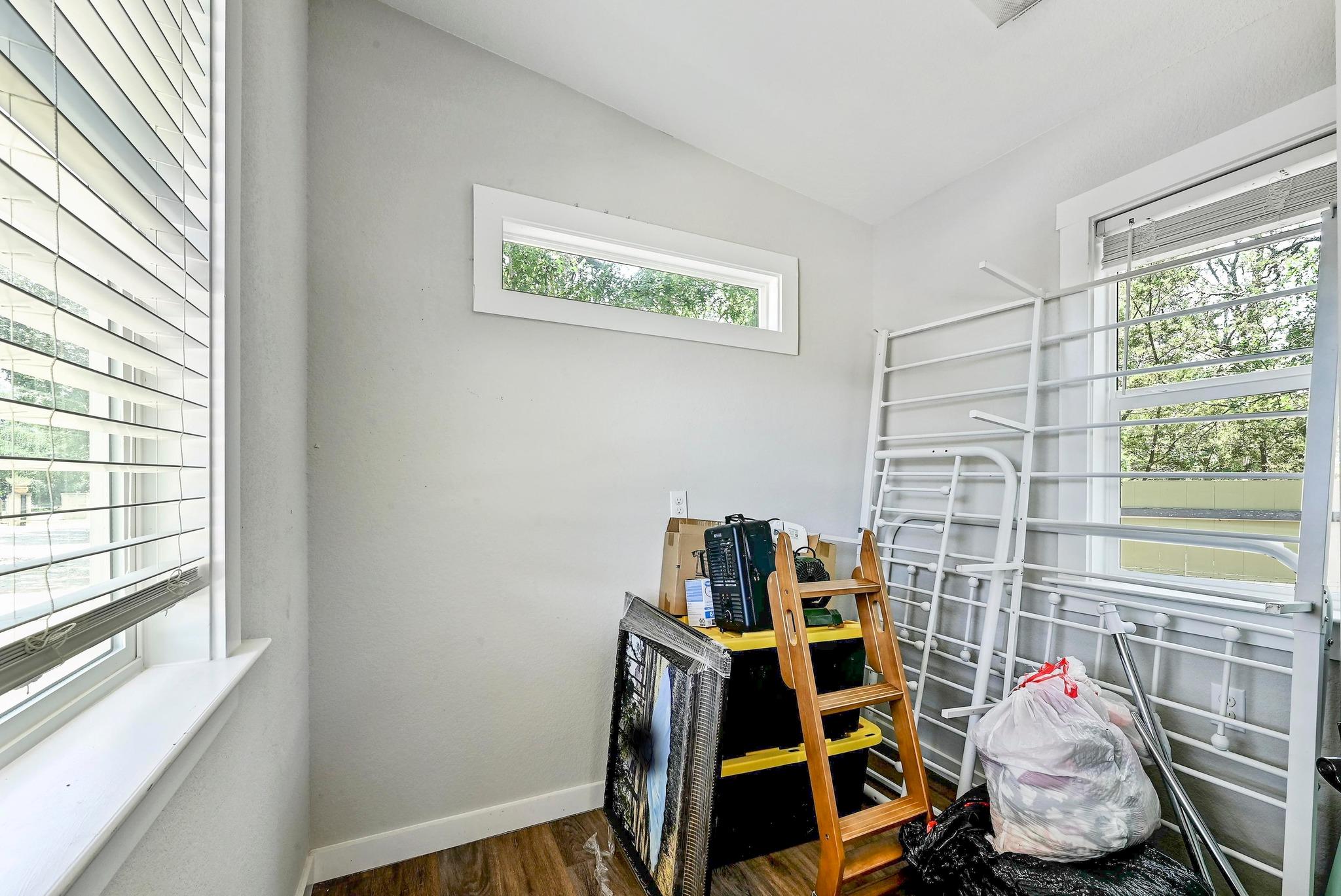 305 Saratoga Springs Cv, Liberty Hill, TX 78642