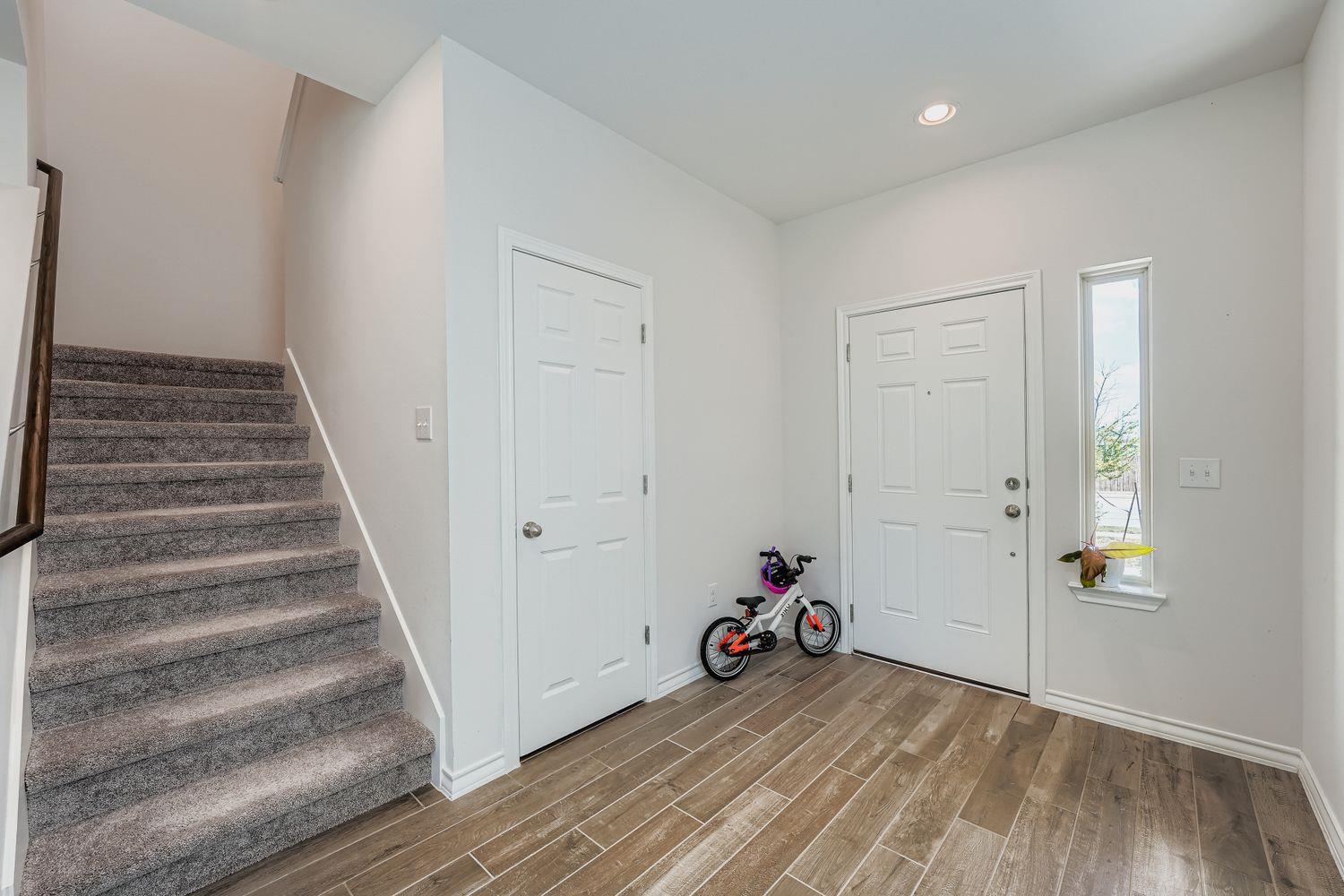 7513 Albany Dr, Austin, TX 78754