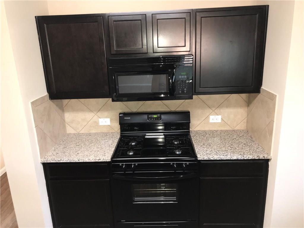 19517 Great Falls Dr, Manor, TX 78653