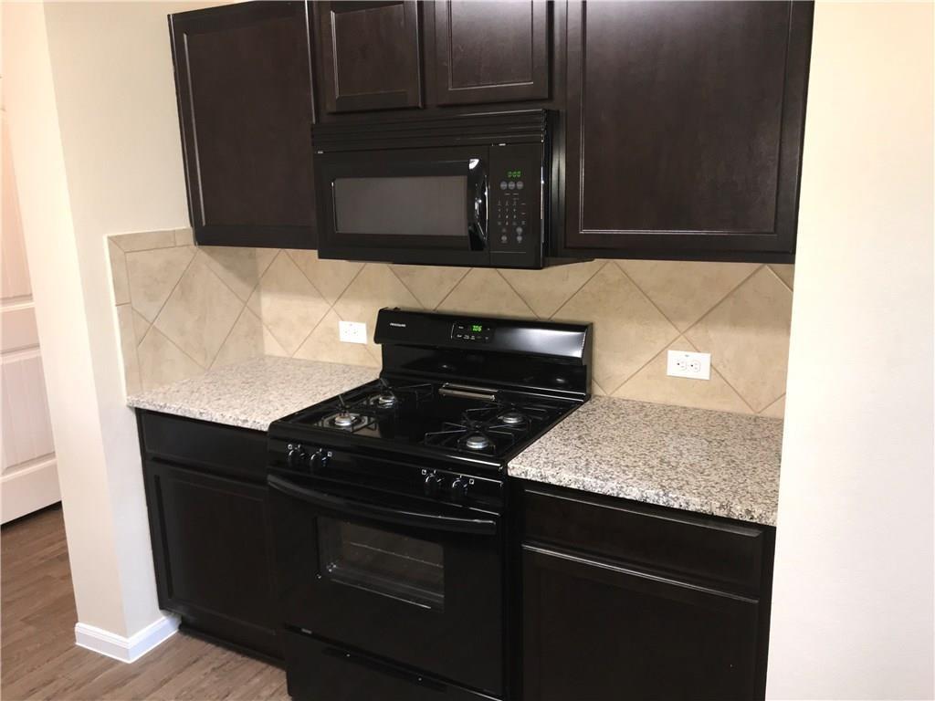 19517 Great Falls Dr, Manor, TX 78653