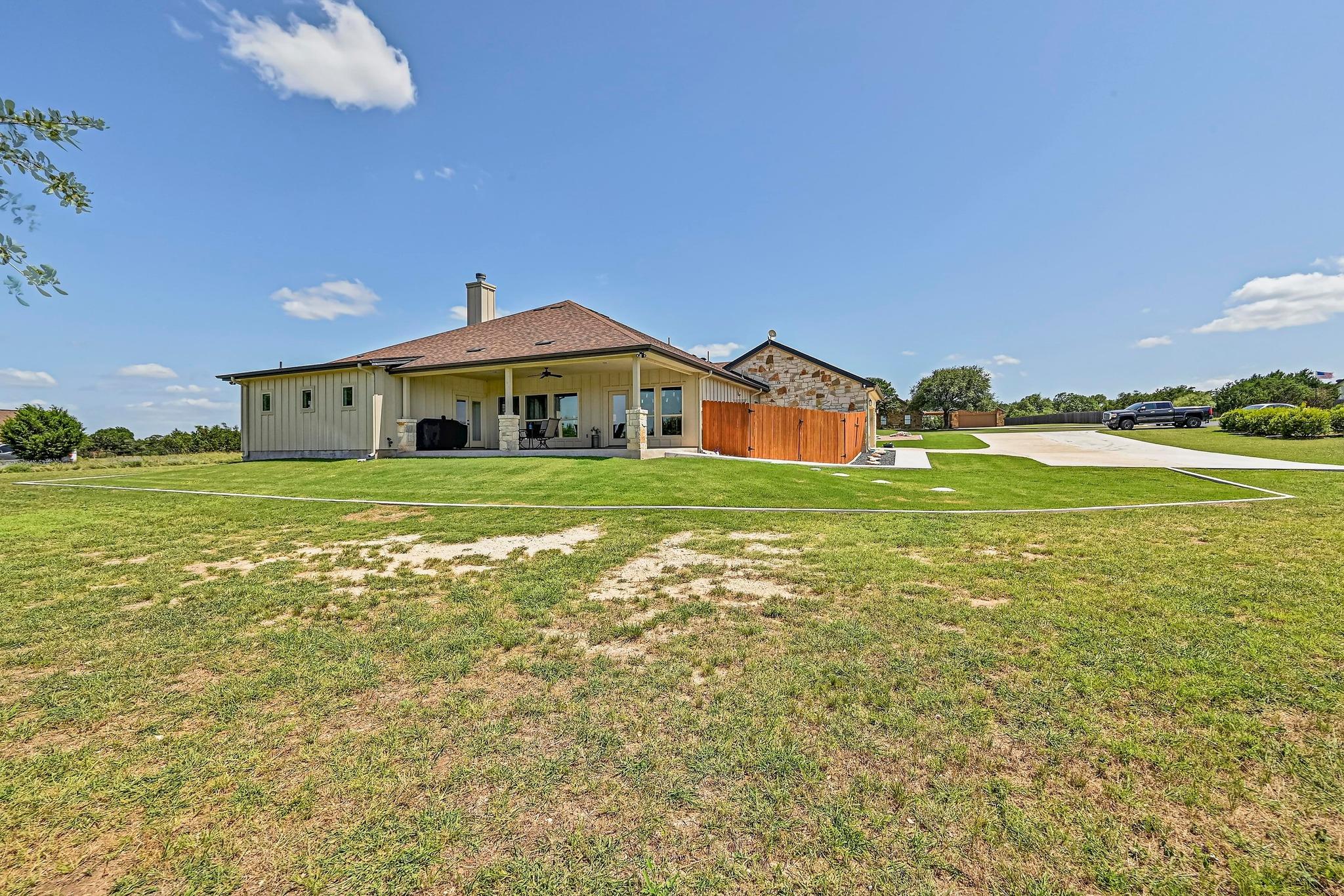 312 FIRST DOWN DASH, Burnet, TX 78611