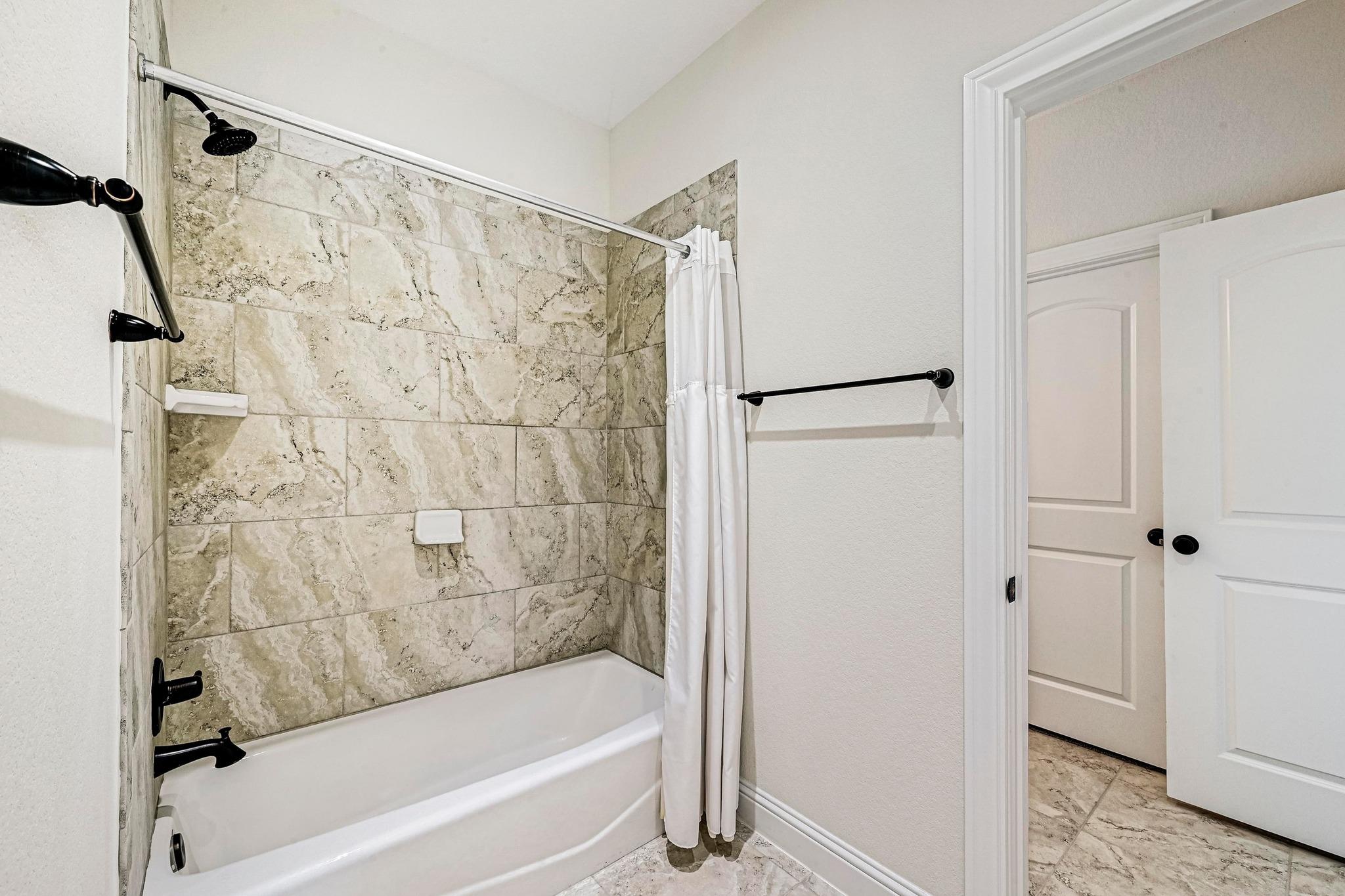 312 FIRST DOWN DASH, Burnet, TX 78611