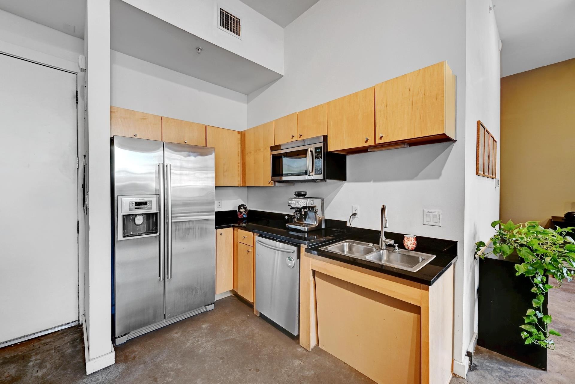 2525 S Lamar Blvd # 3, Austin, TX 78704