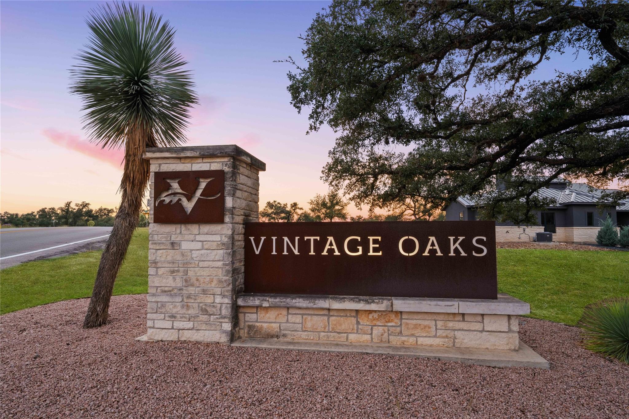 287 Brook Cyn Cyn, New Braunfels, TX 78132